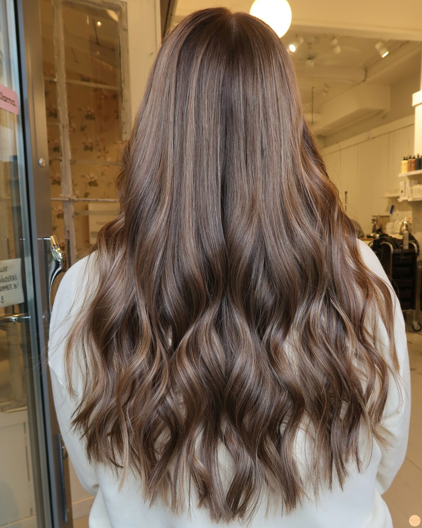 Bronde hårfärg med slingor