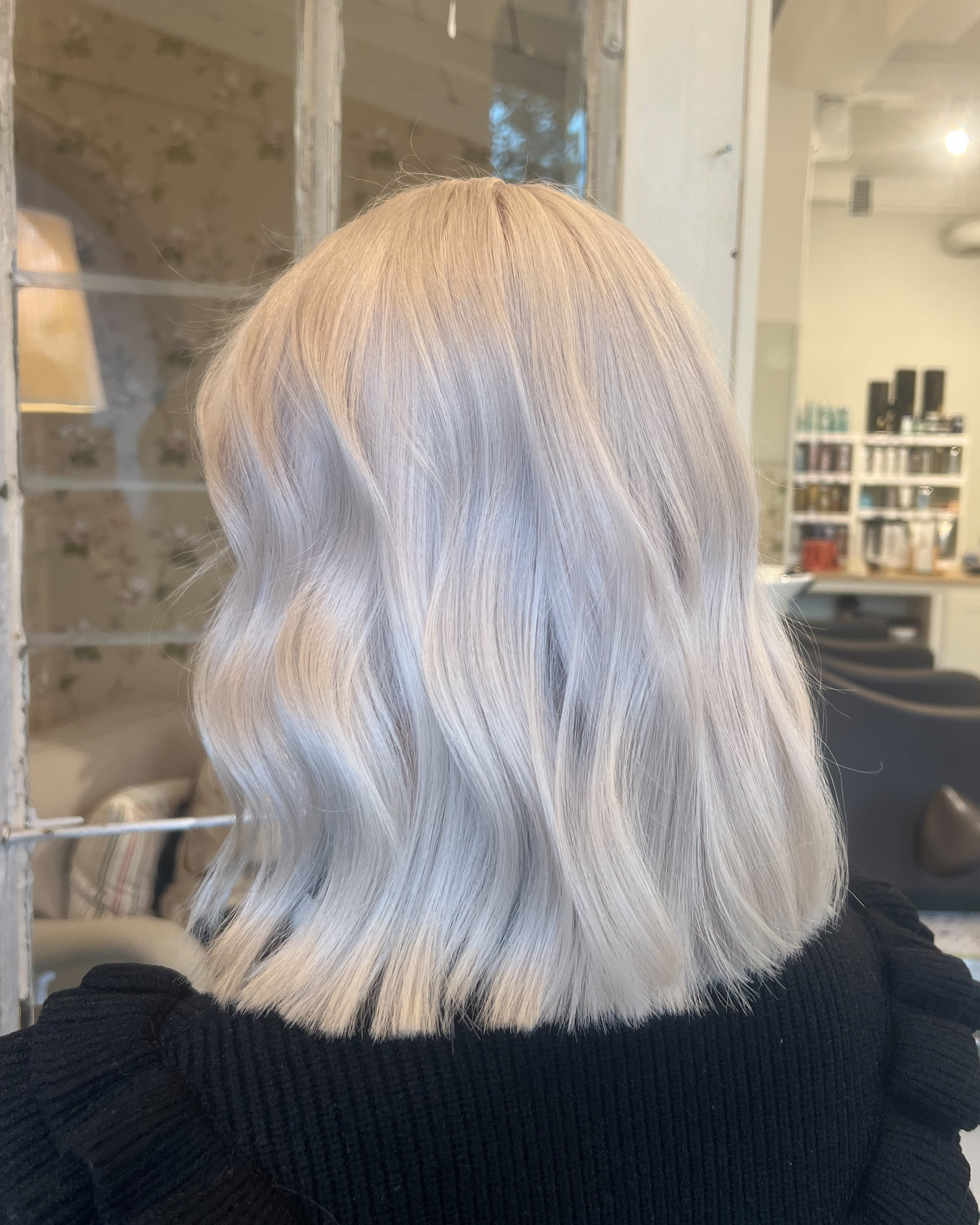 Pearl blonde hair 🤍✨