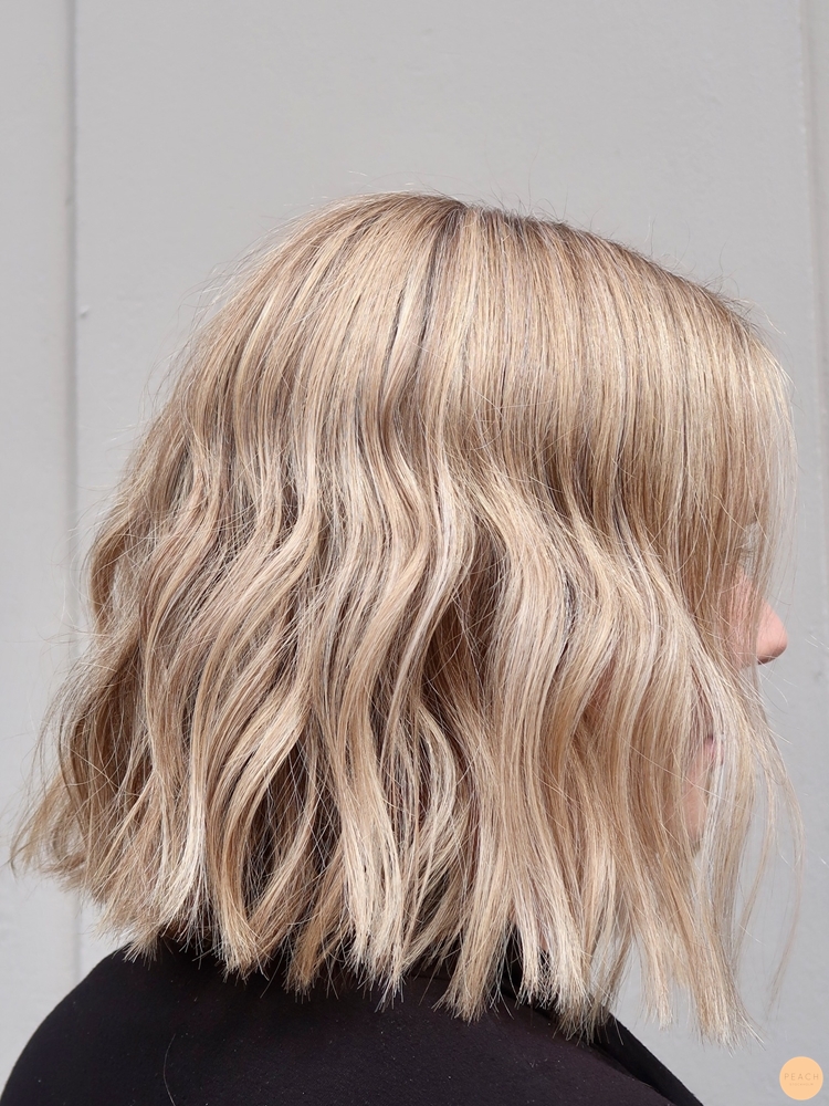 Från långt svall till en kort lob ljusa slingor