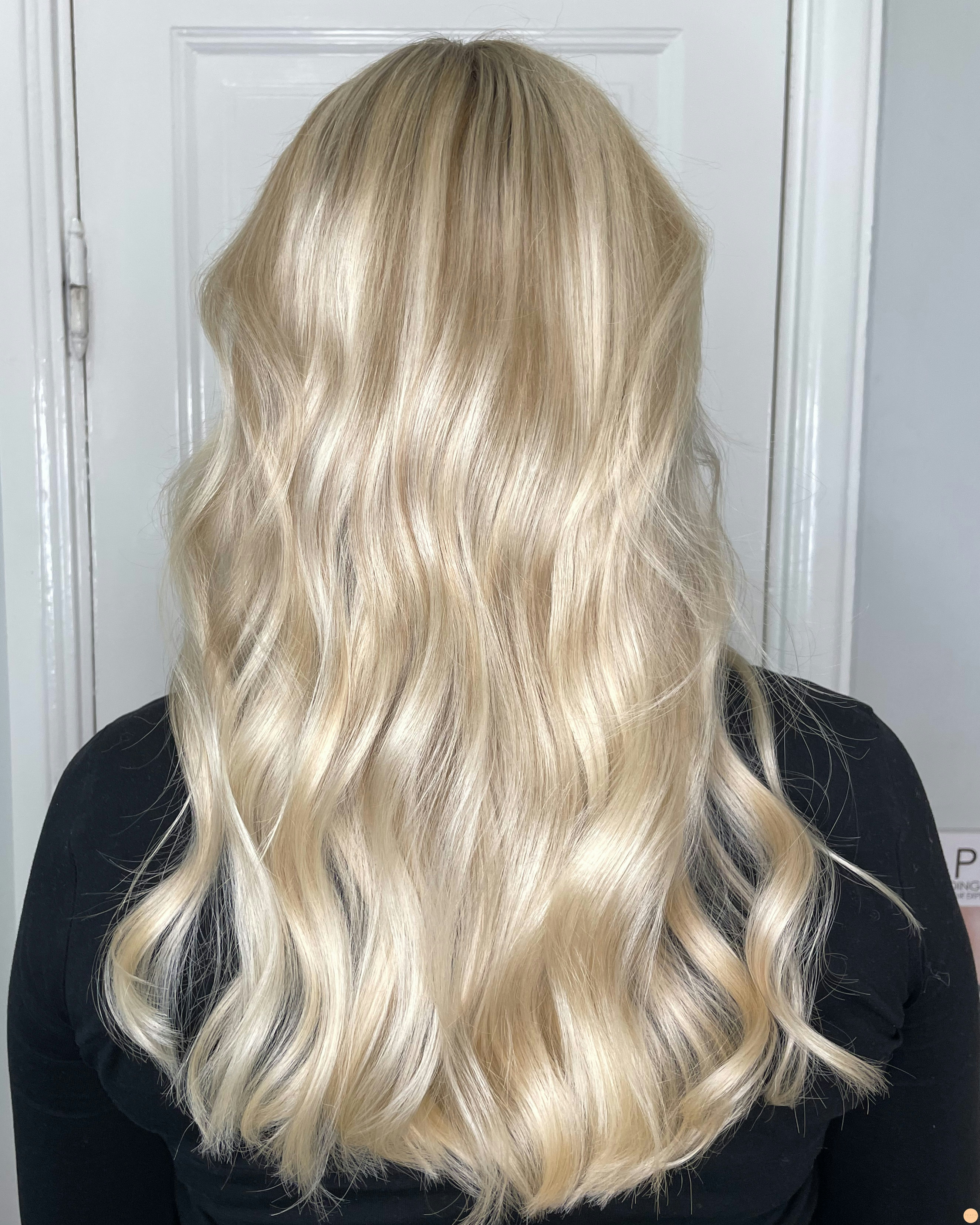 Light blonde ✨🤍