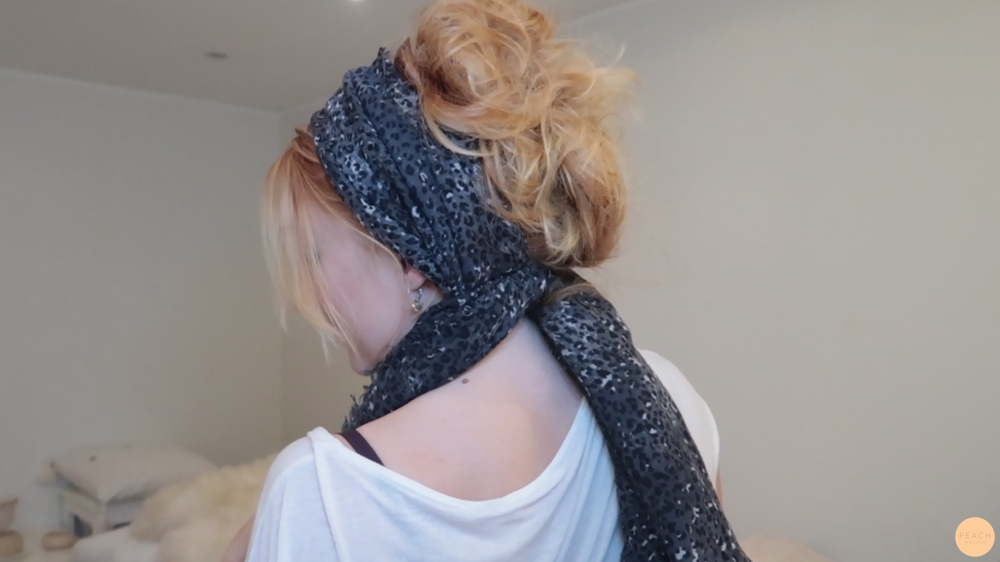 Bad hair day rescue - Tutorial med steg för steg guide till en bohemisk håruppsättning med sjal