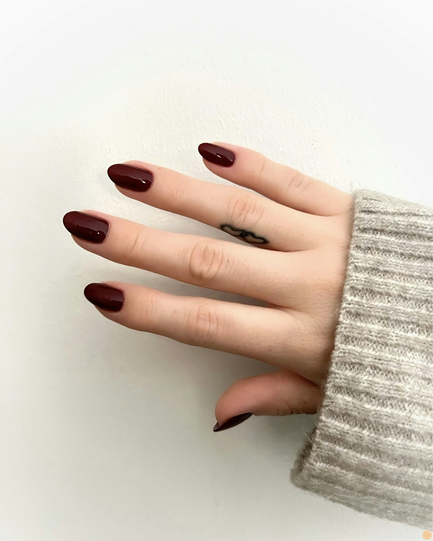 Classic blood red nails ❤️
