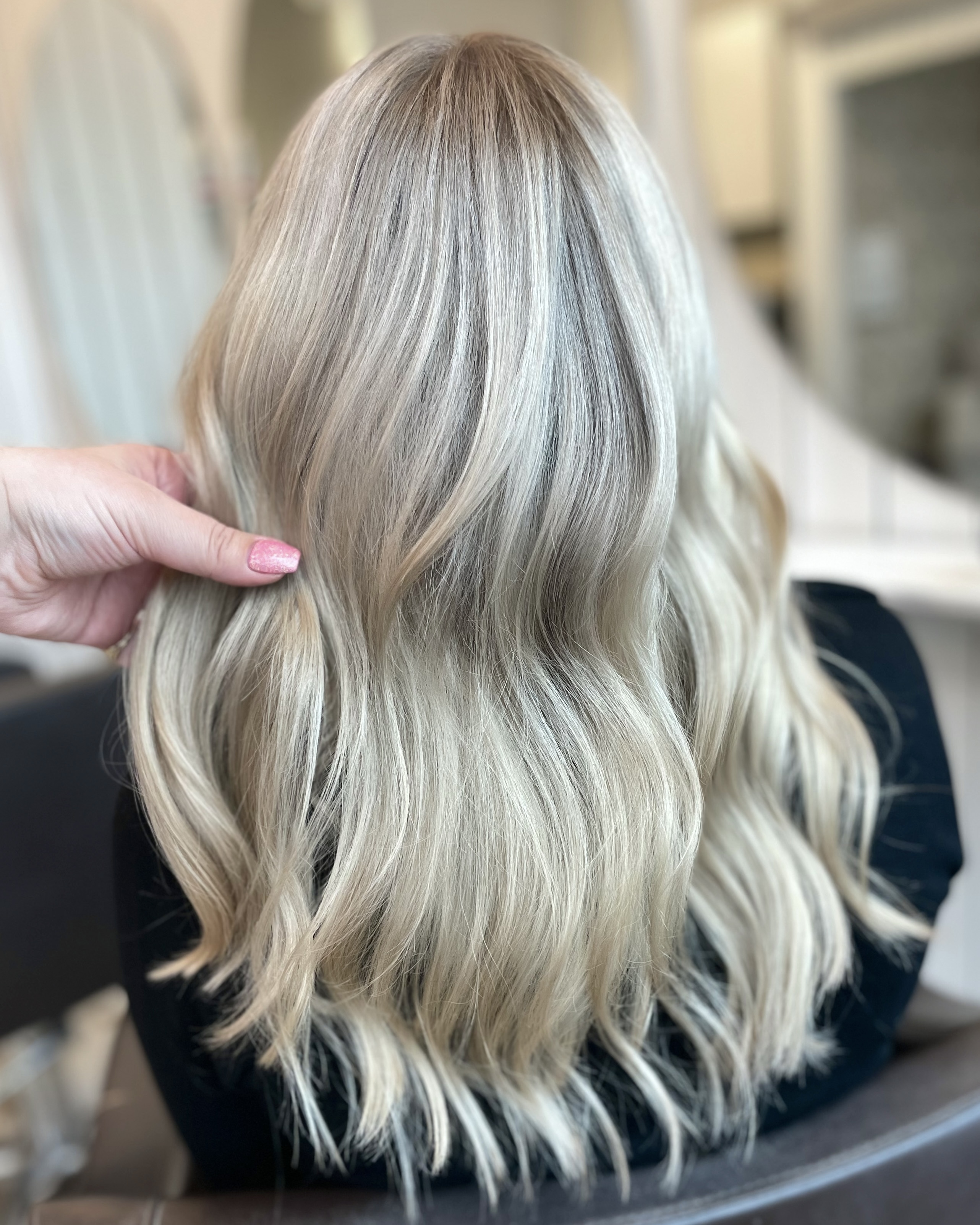 Iceblonde hårfärg 🤍