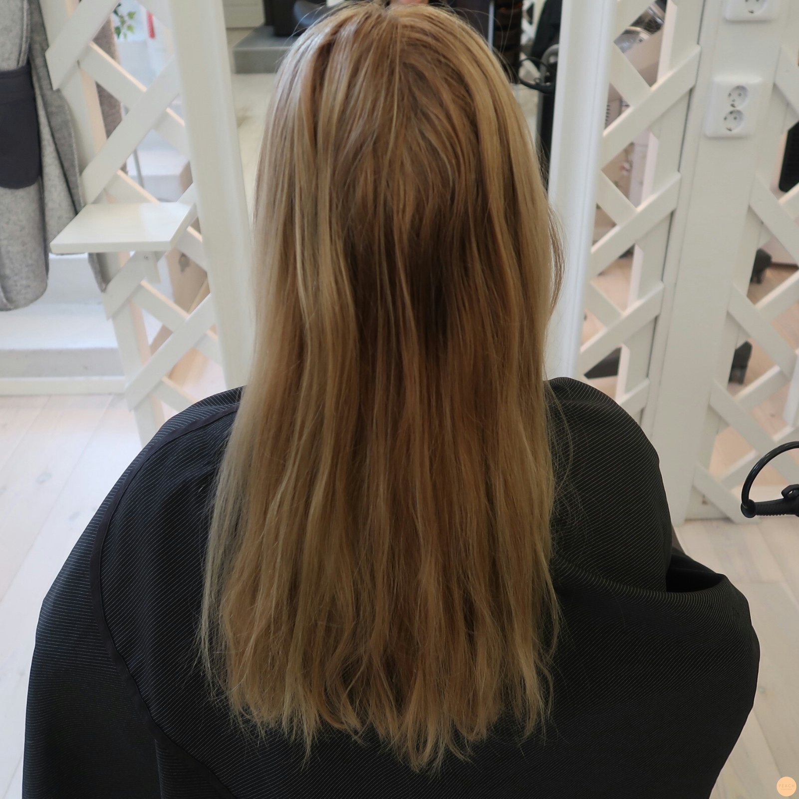 Från mörk hemmafärg till lyxig blond