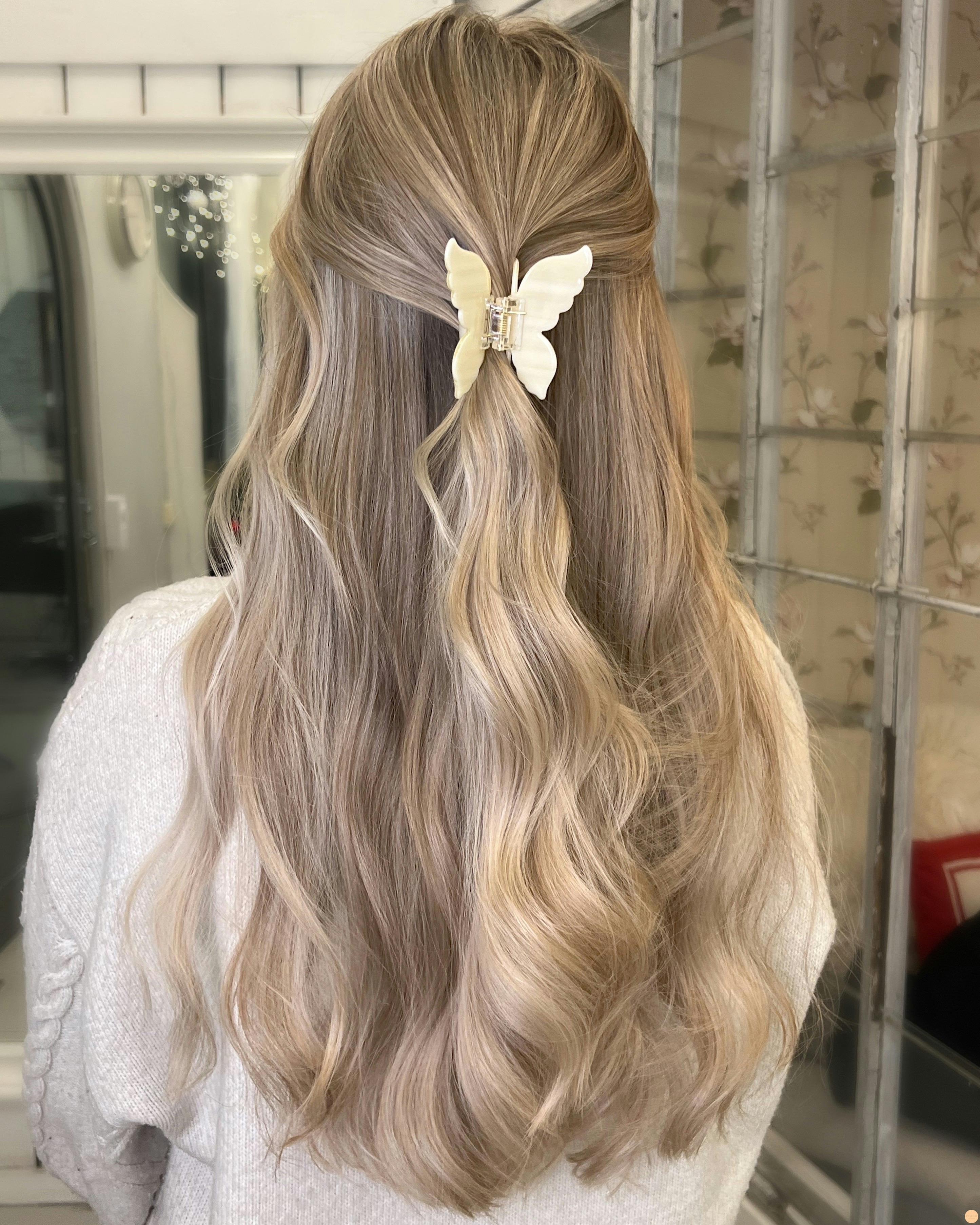 Light blonde highlights