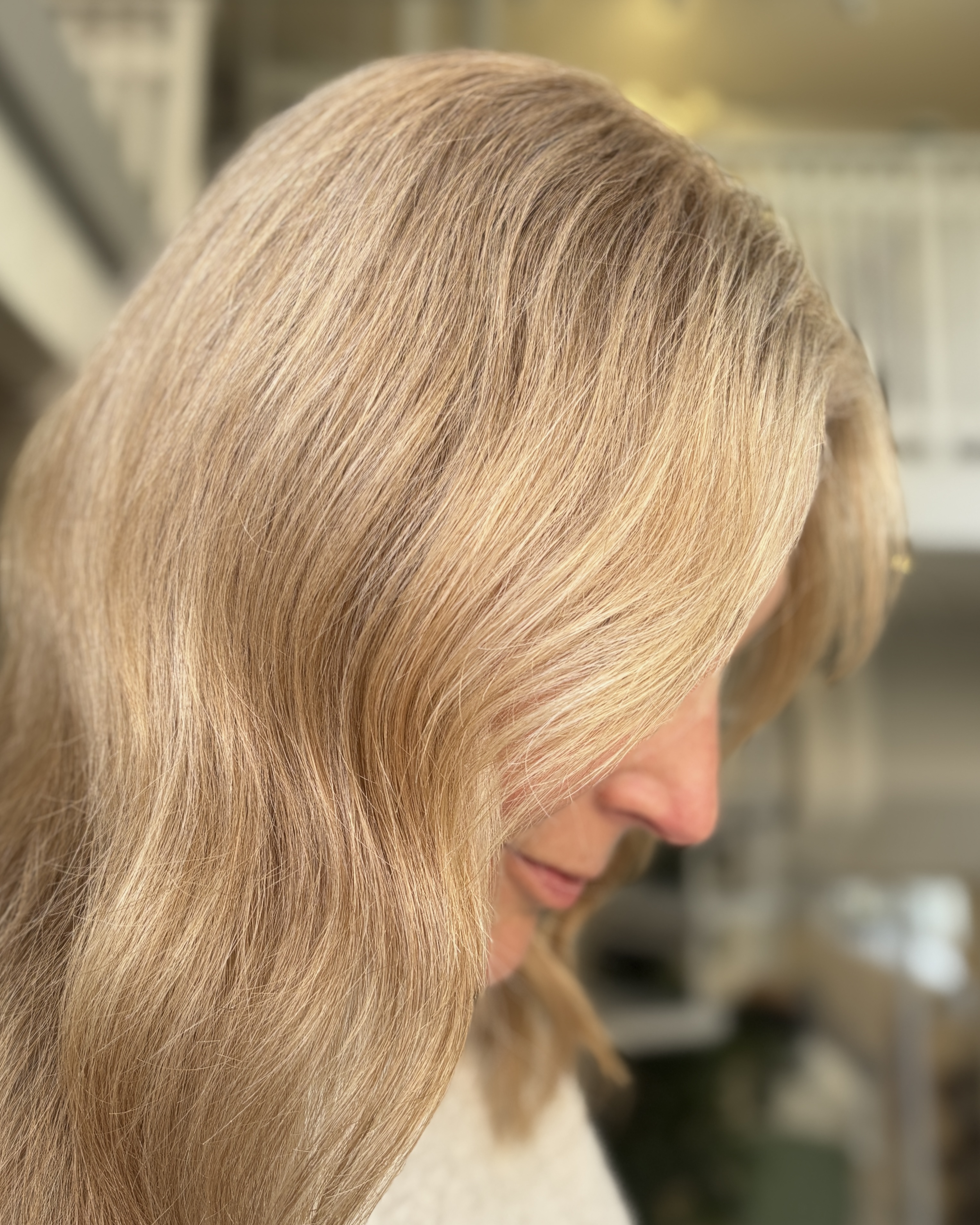 Champagne blond hårfärg