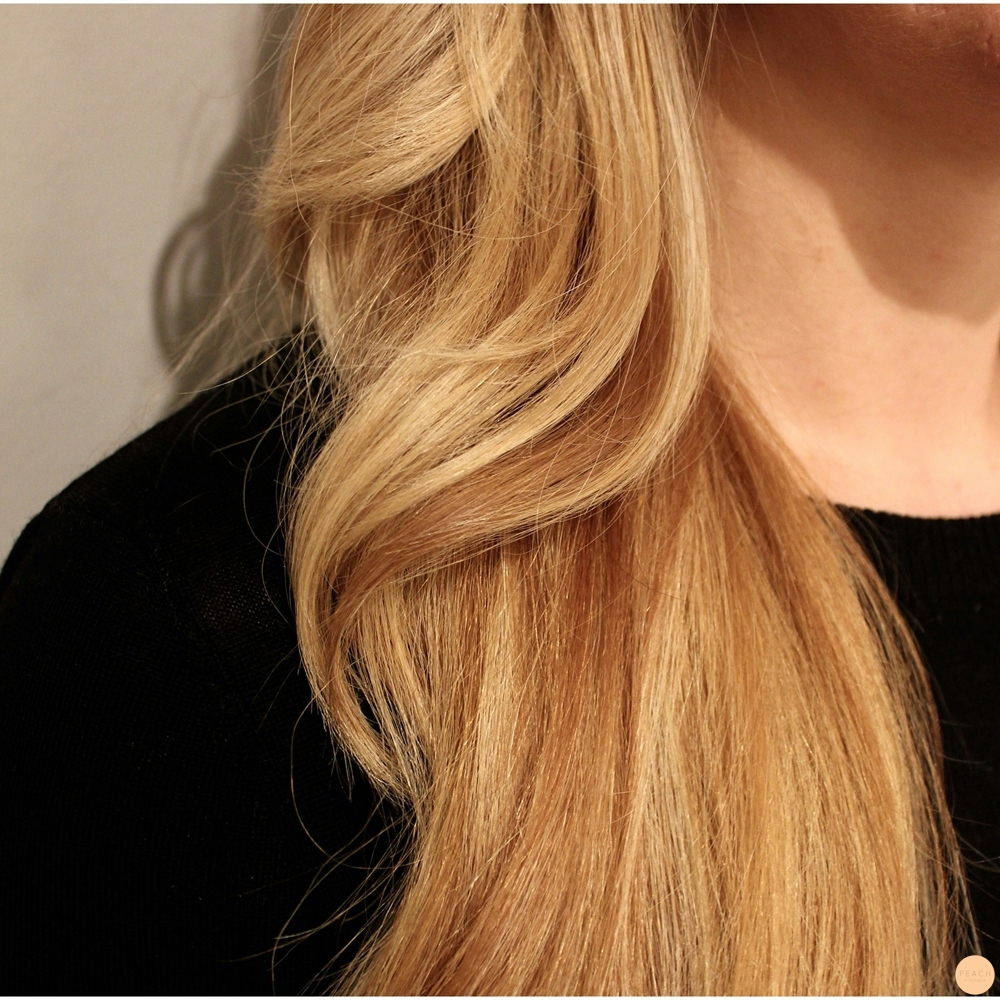 Varm blond sombre med härliga slingor