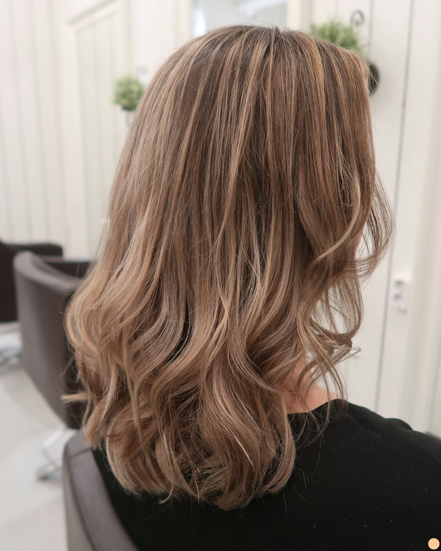 en mjukare färg mot den mörk botten