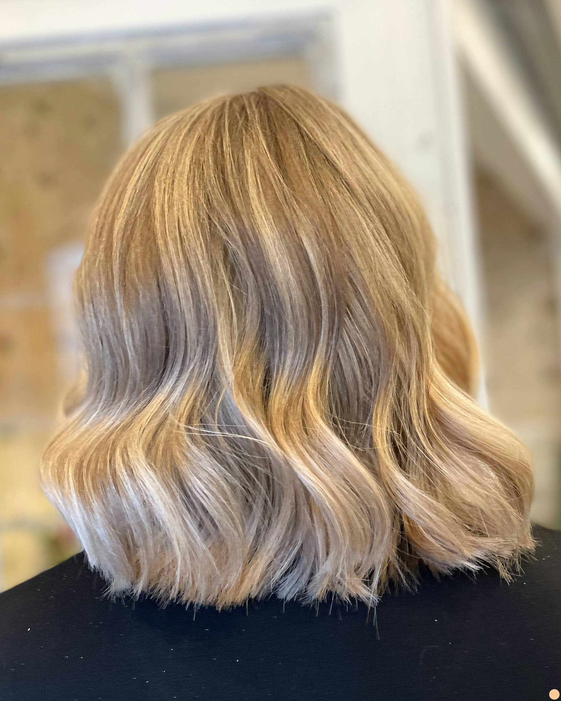 Krämig balayage blond