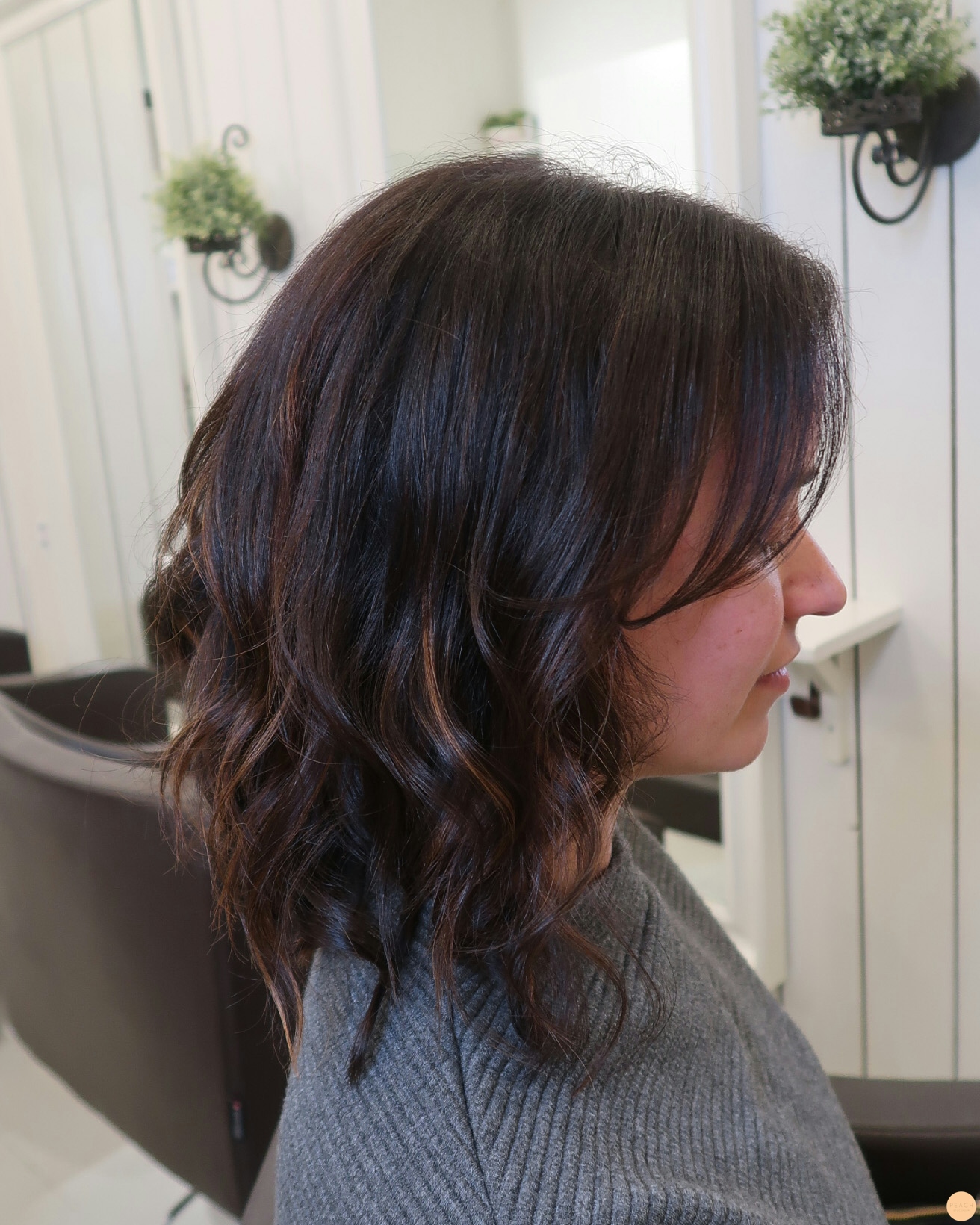 Mer glans till håret och bort med slitna längder