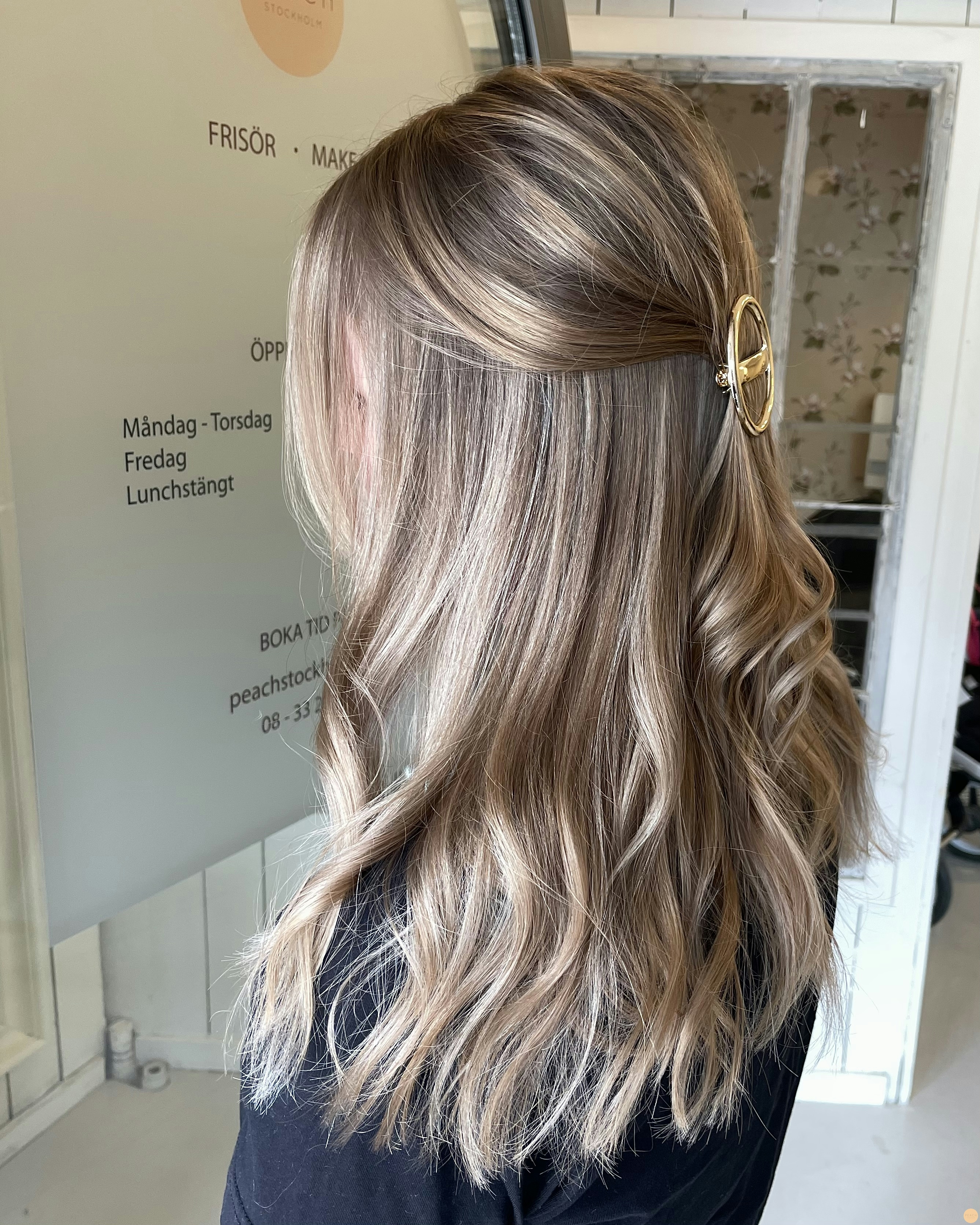 Naturligt resultat med balayageslingor