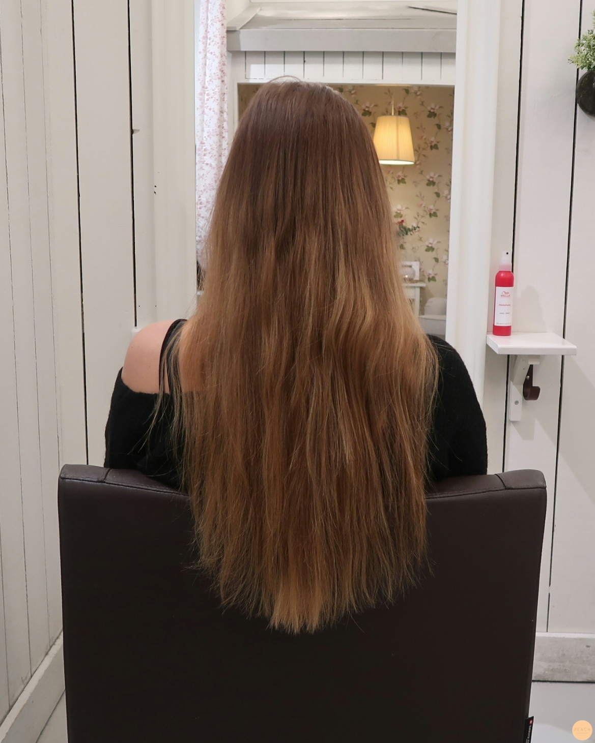 Bronde hårfärg med balayage och lång lob klippning