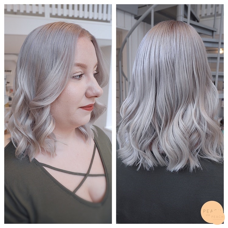 Ashy silver blonde hair / Askig kall silvergrå hårfärg Trendigt i