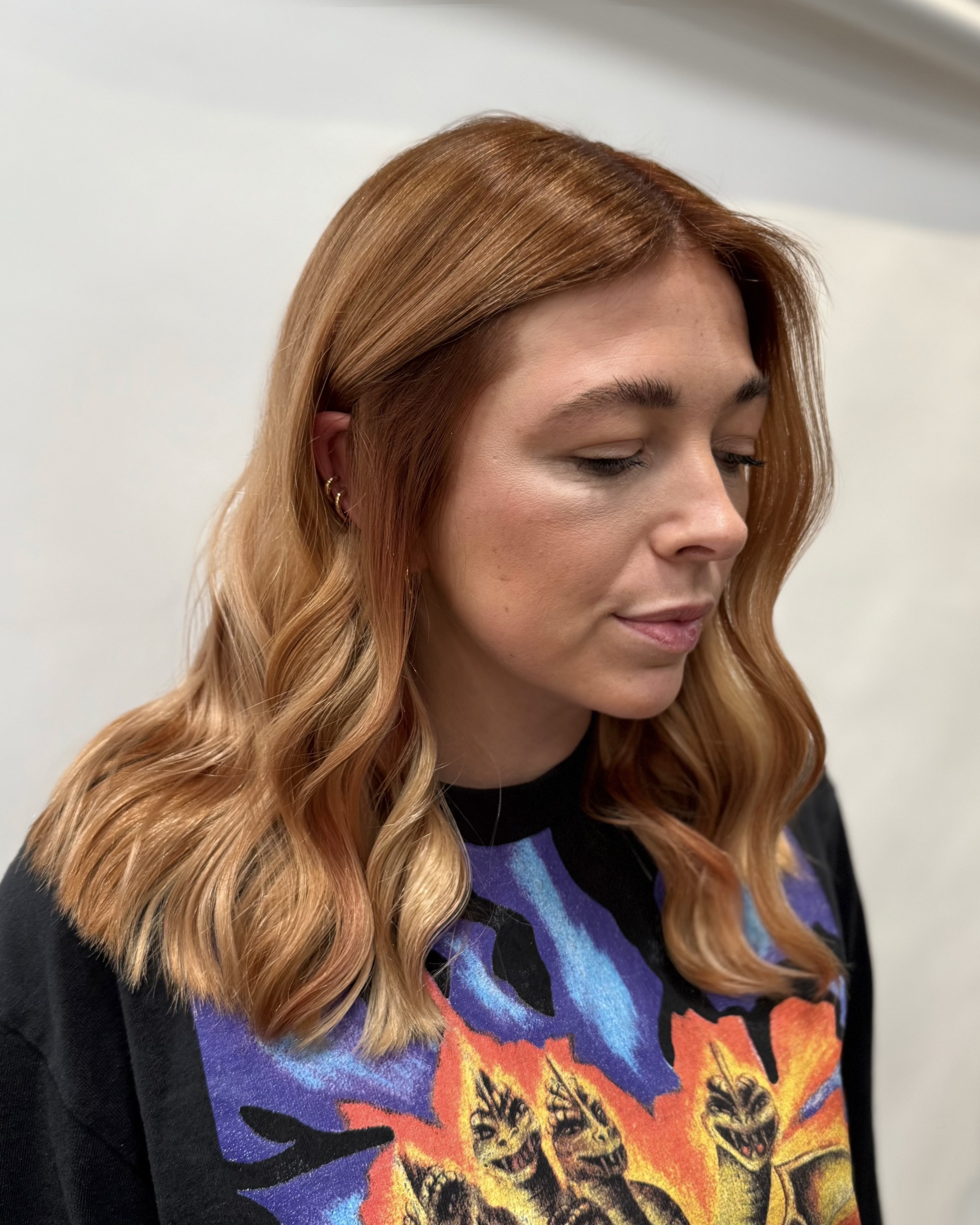 Strawberry peach hair Molly Sandén