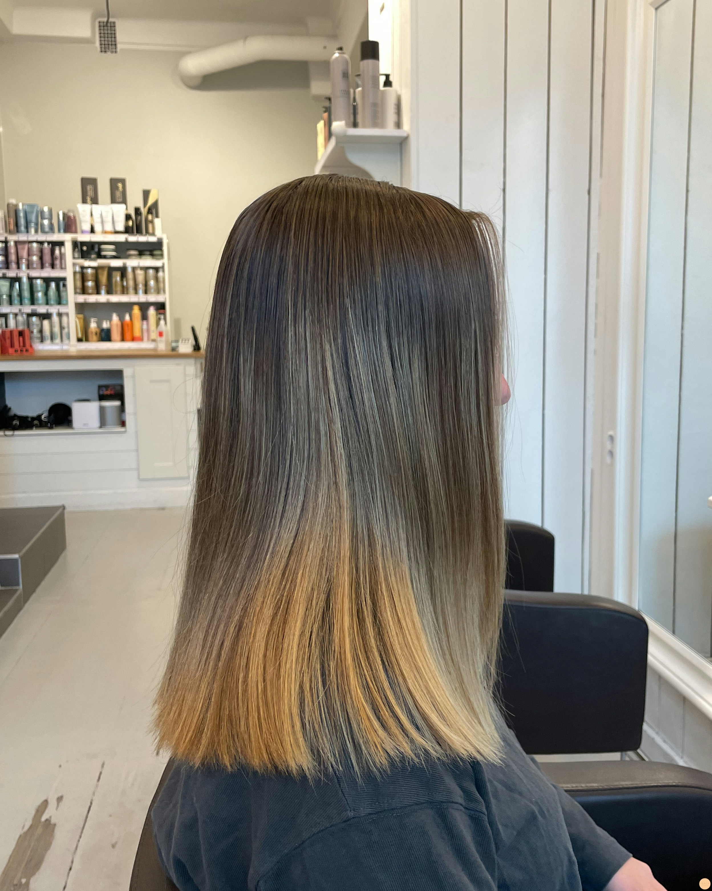 Soft balayage med soft face frame