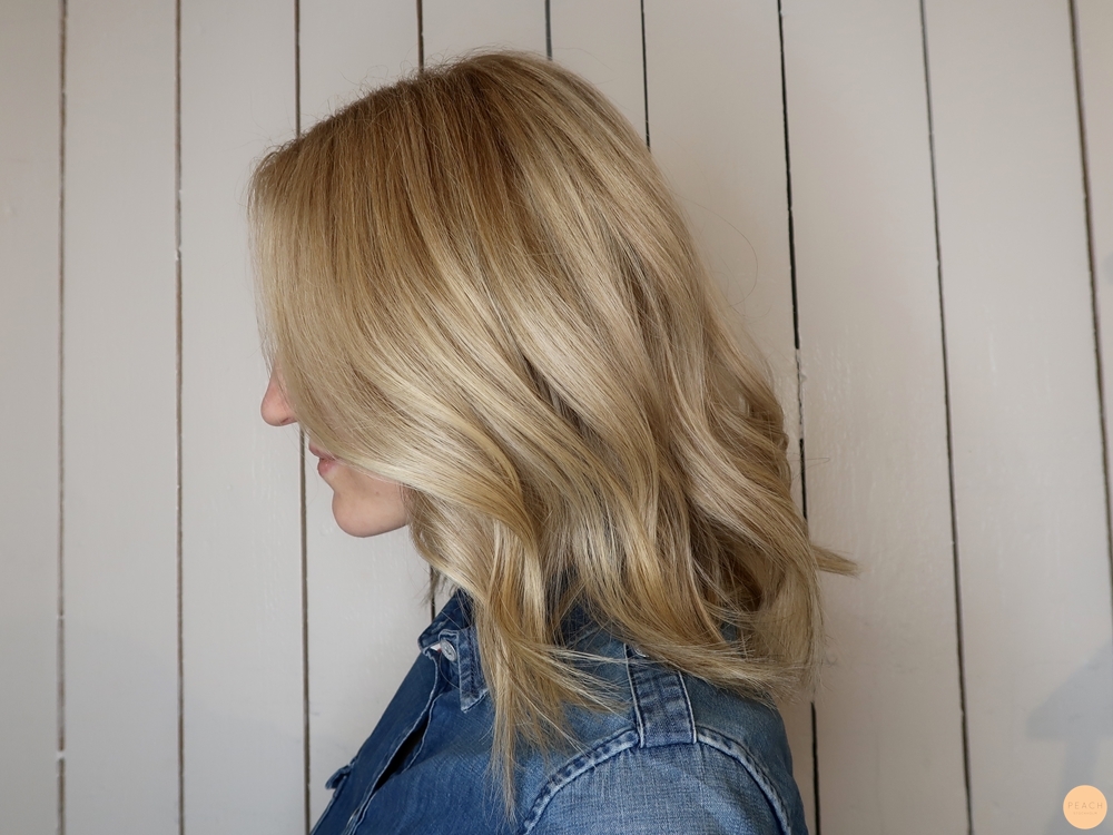 Blond med mörka slingor