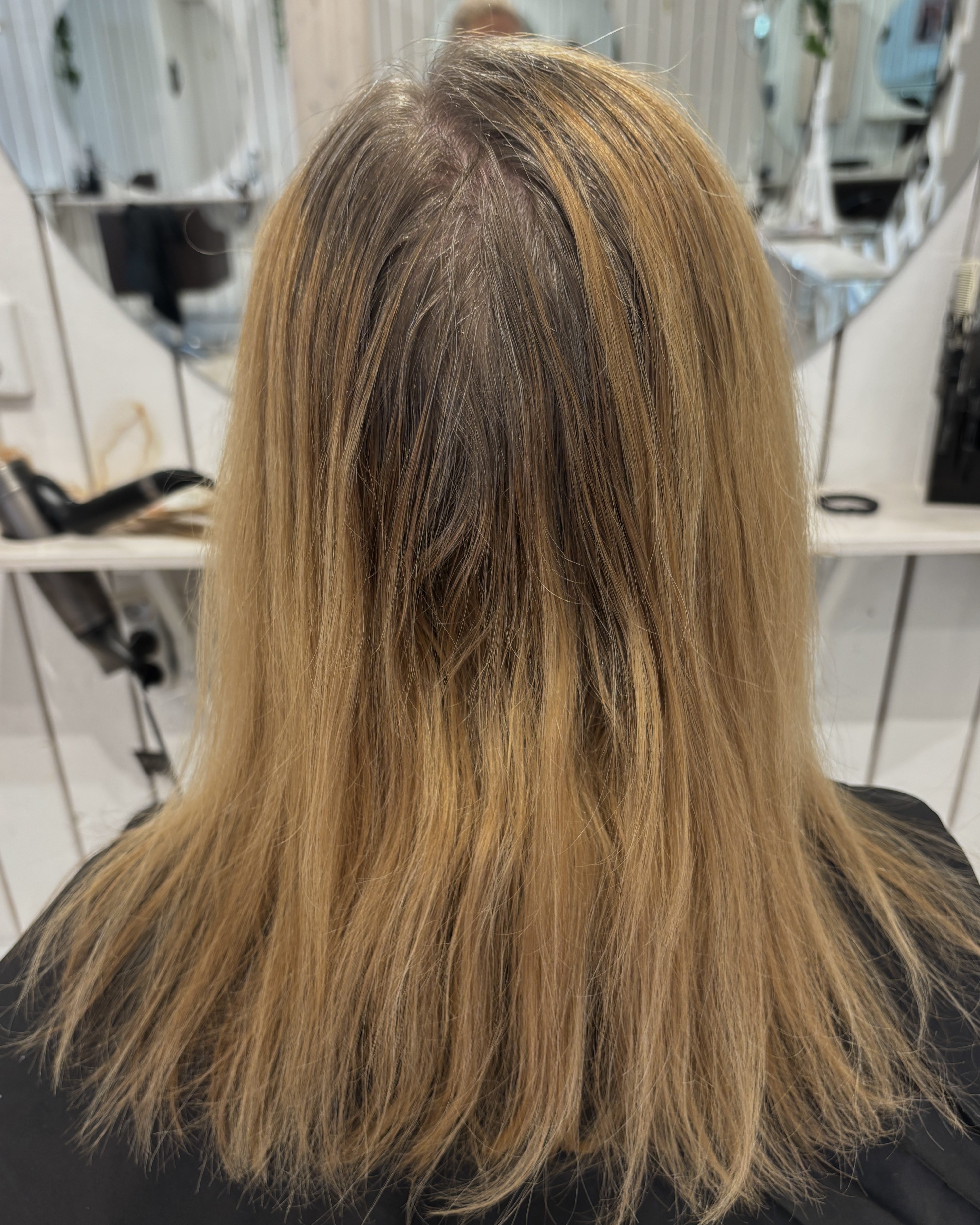 Honungsblond hårfärg