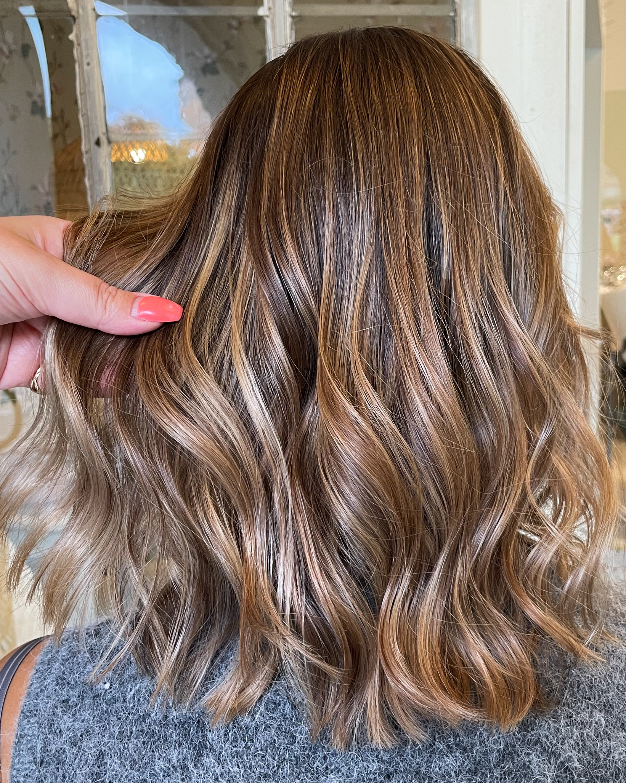 Slingor i brunt hår 🤎🌟