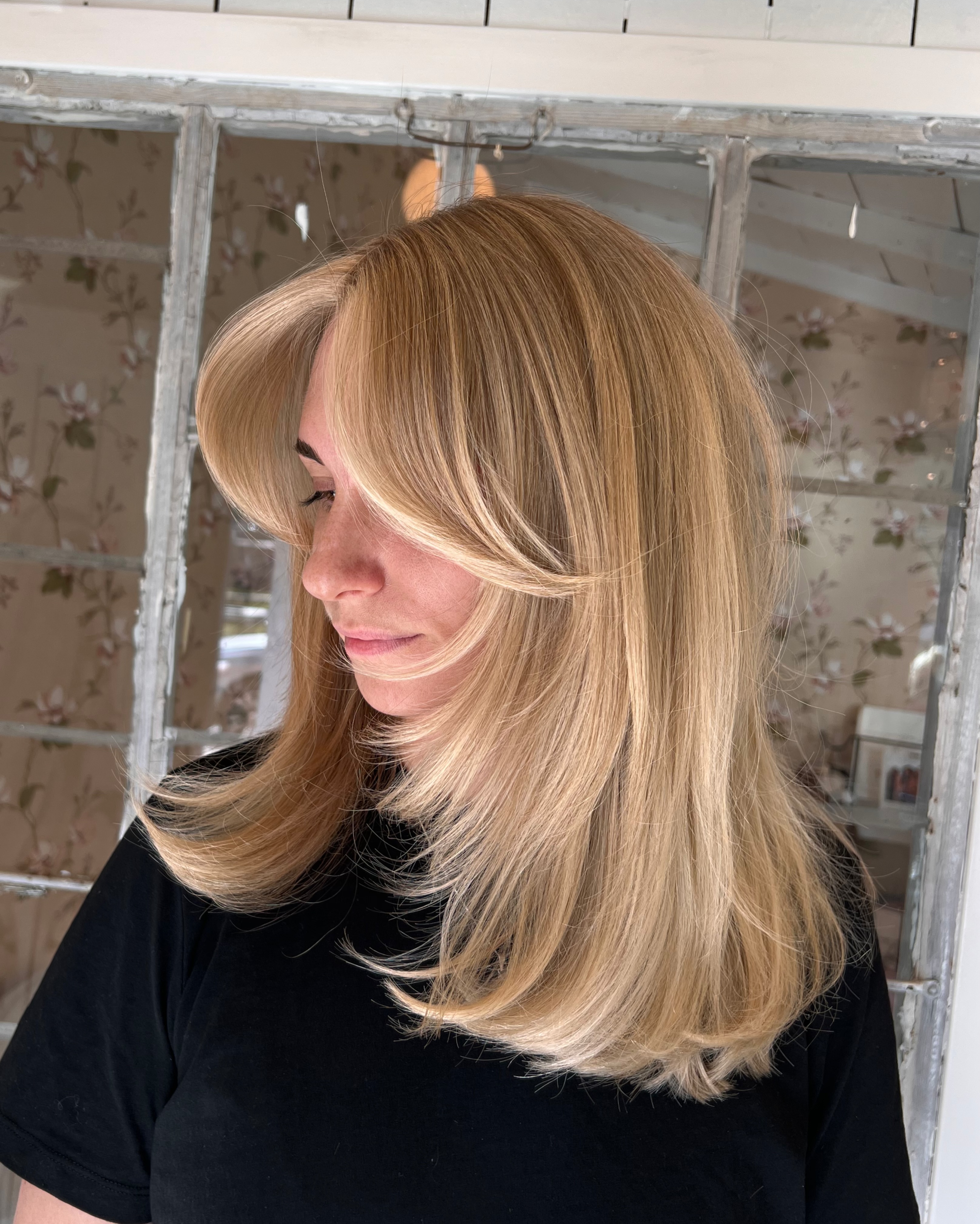 Vanilla blonde hair color 💘