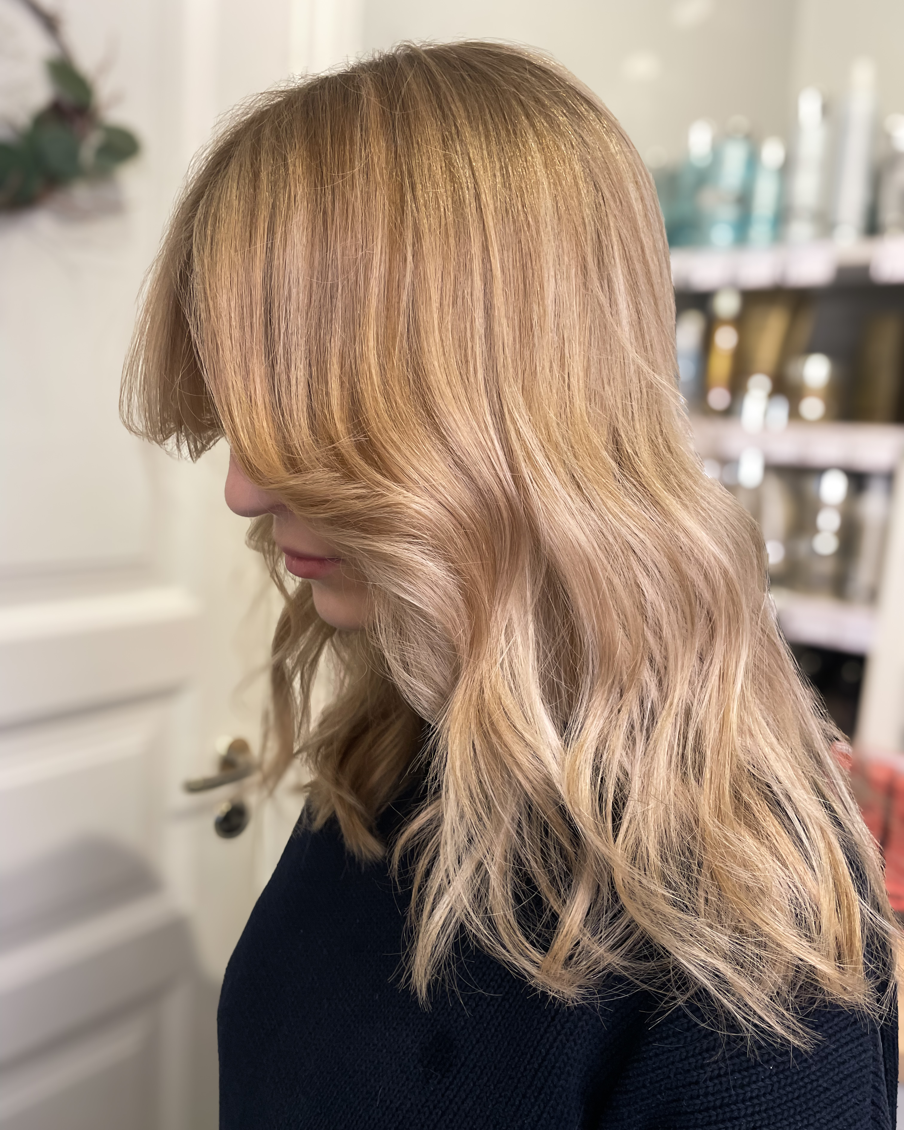 Creamy gold colour 🌼