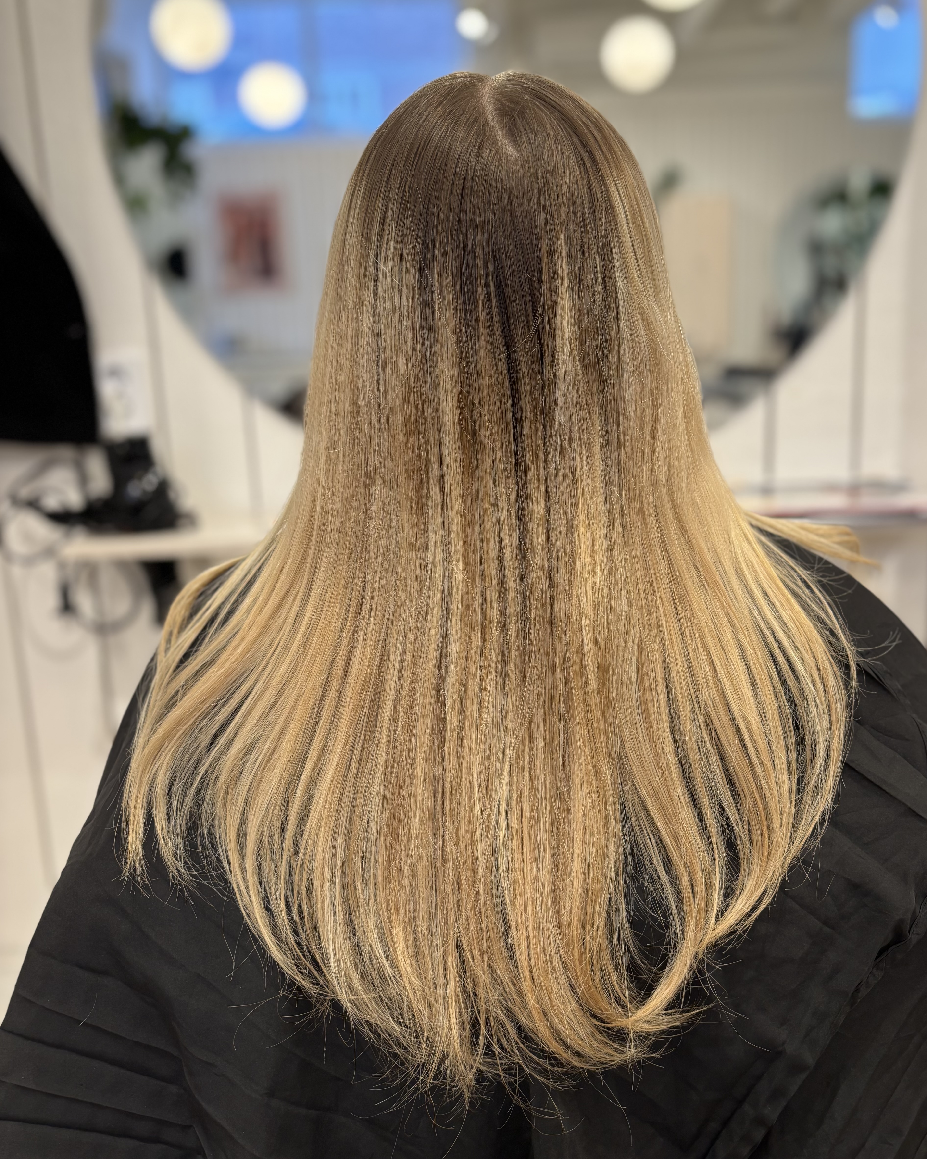 Kall blond hårfärg