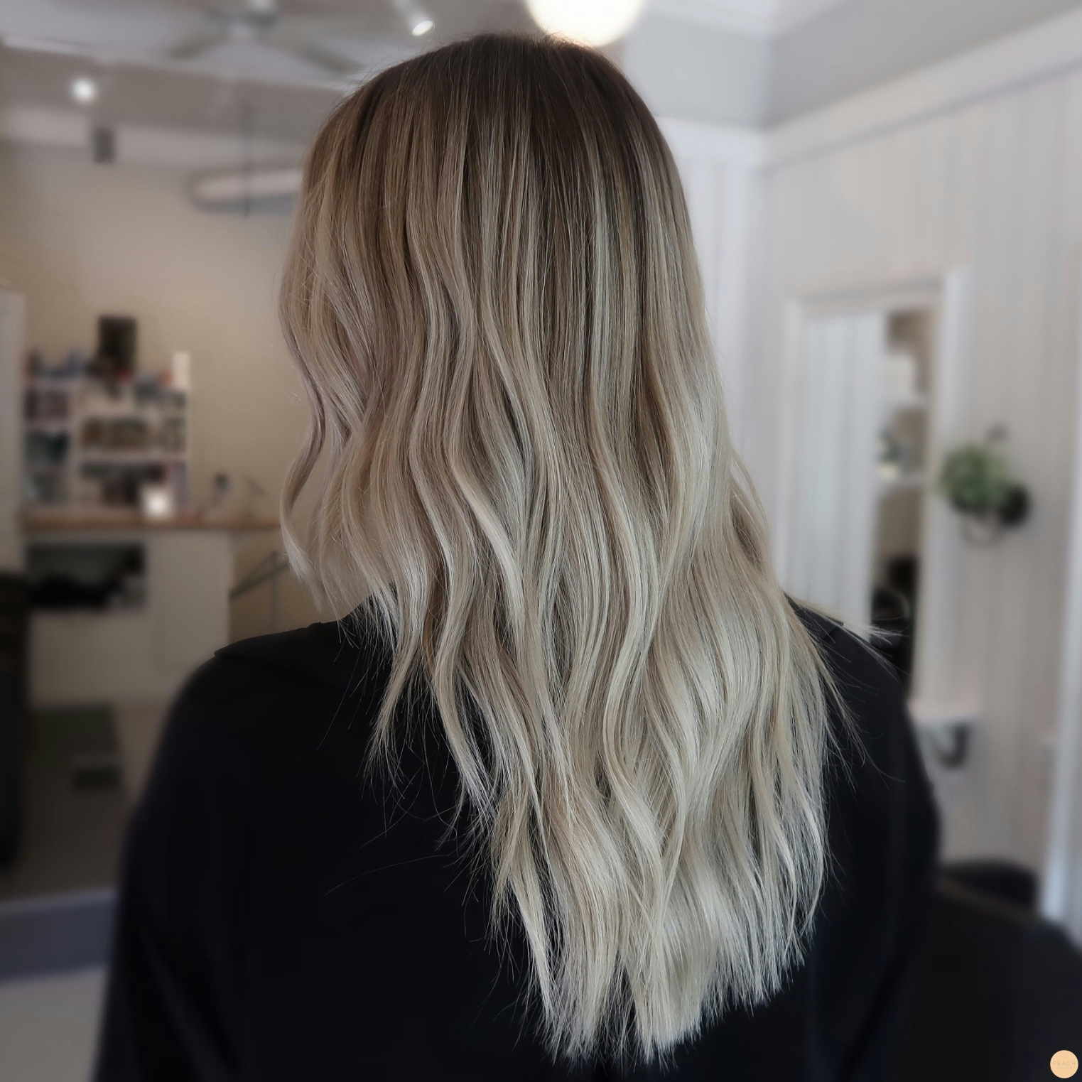 Balayage i svala toner