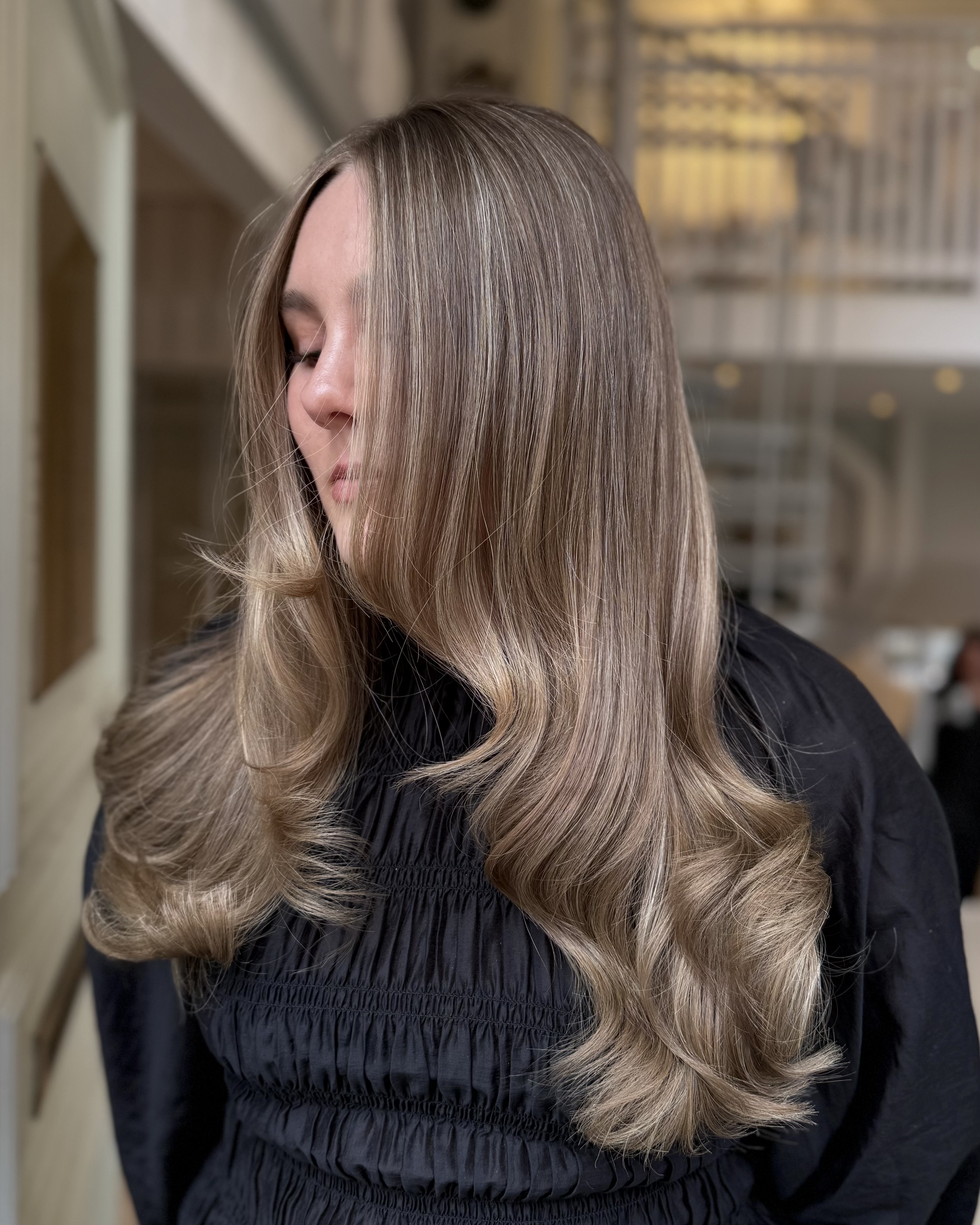 Beige blond hårfärg