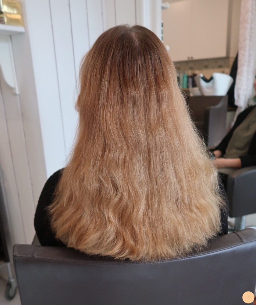 Soft copper peach hårfärg med slingor
