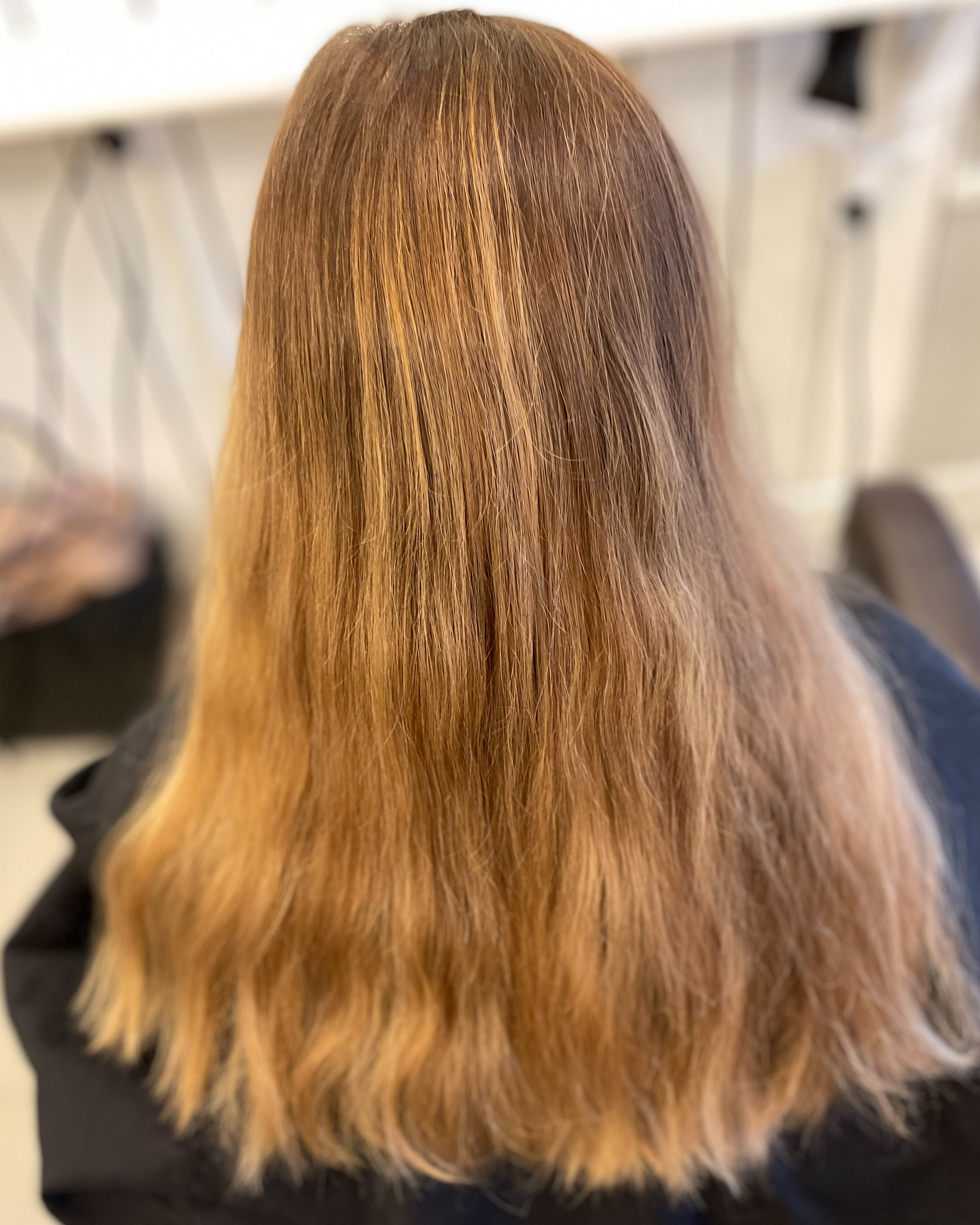 Från balayage till brunt hår med ljusa slingor ✨🤎