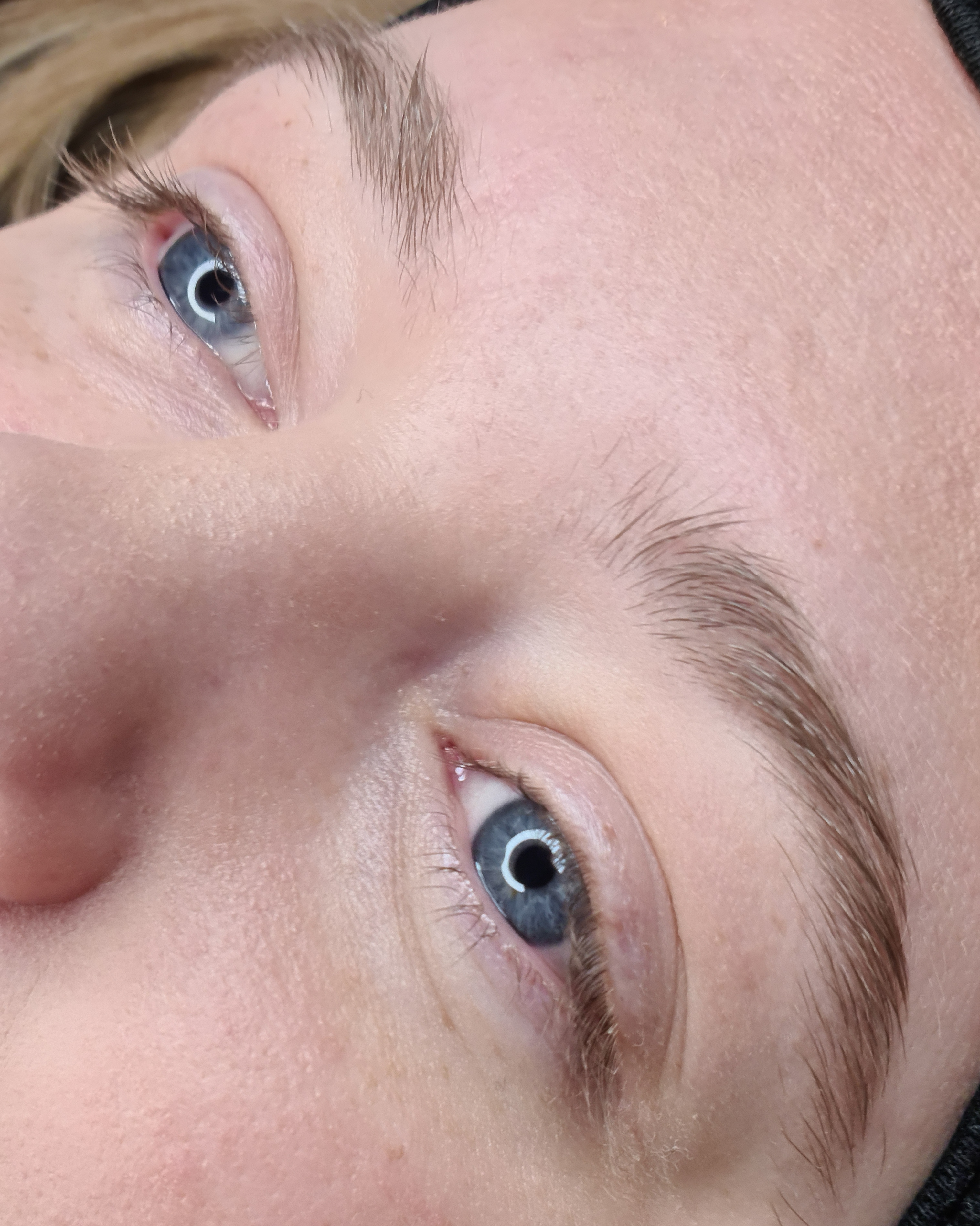 Yumi lashlift & browlift