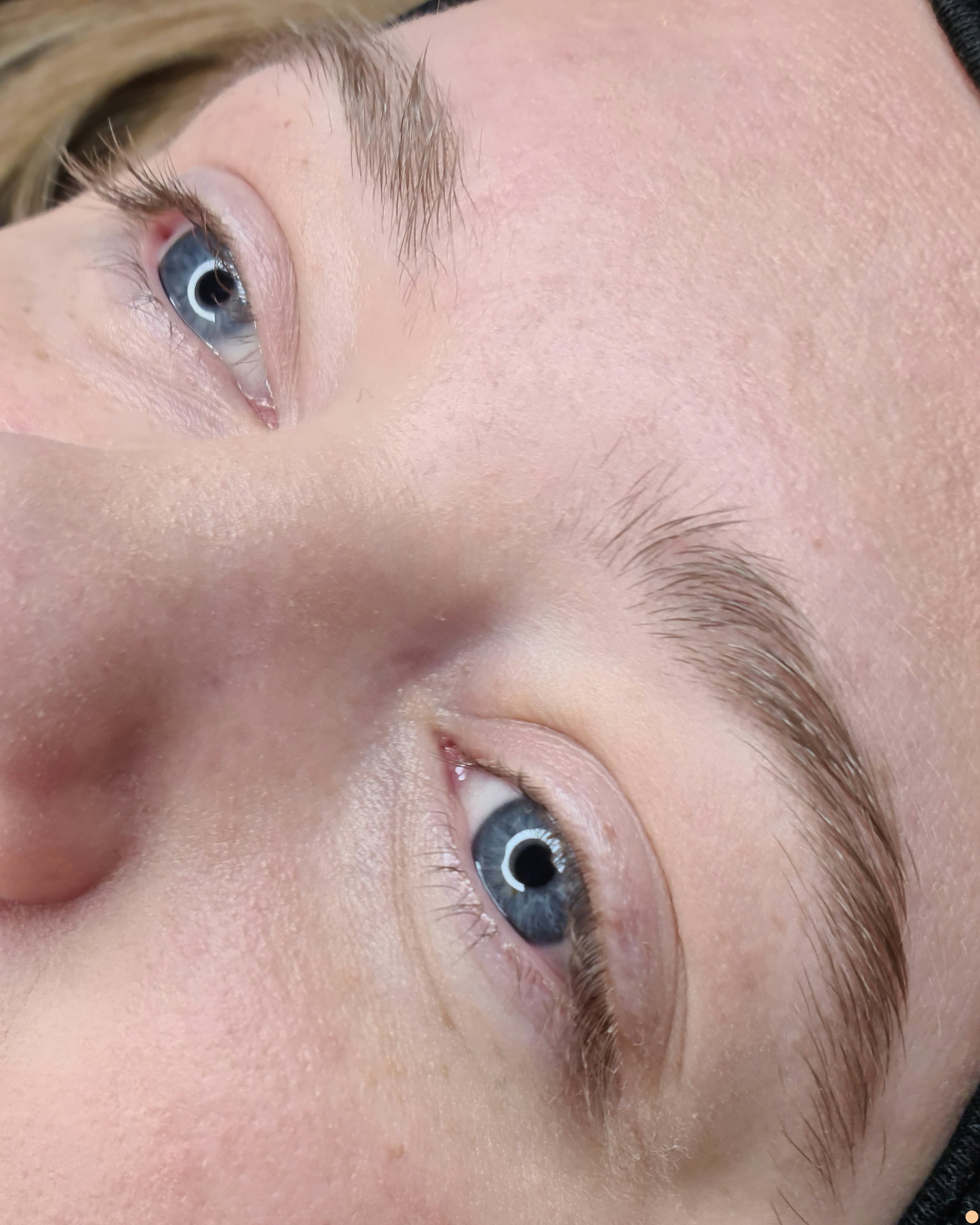 Yumi lashlift & browlift