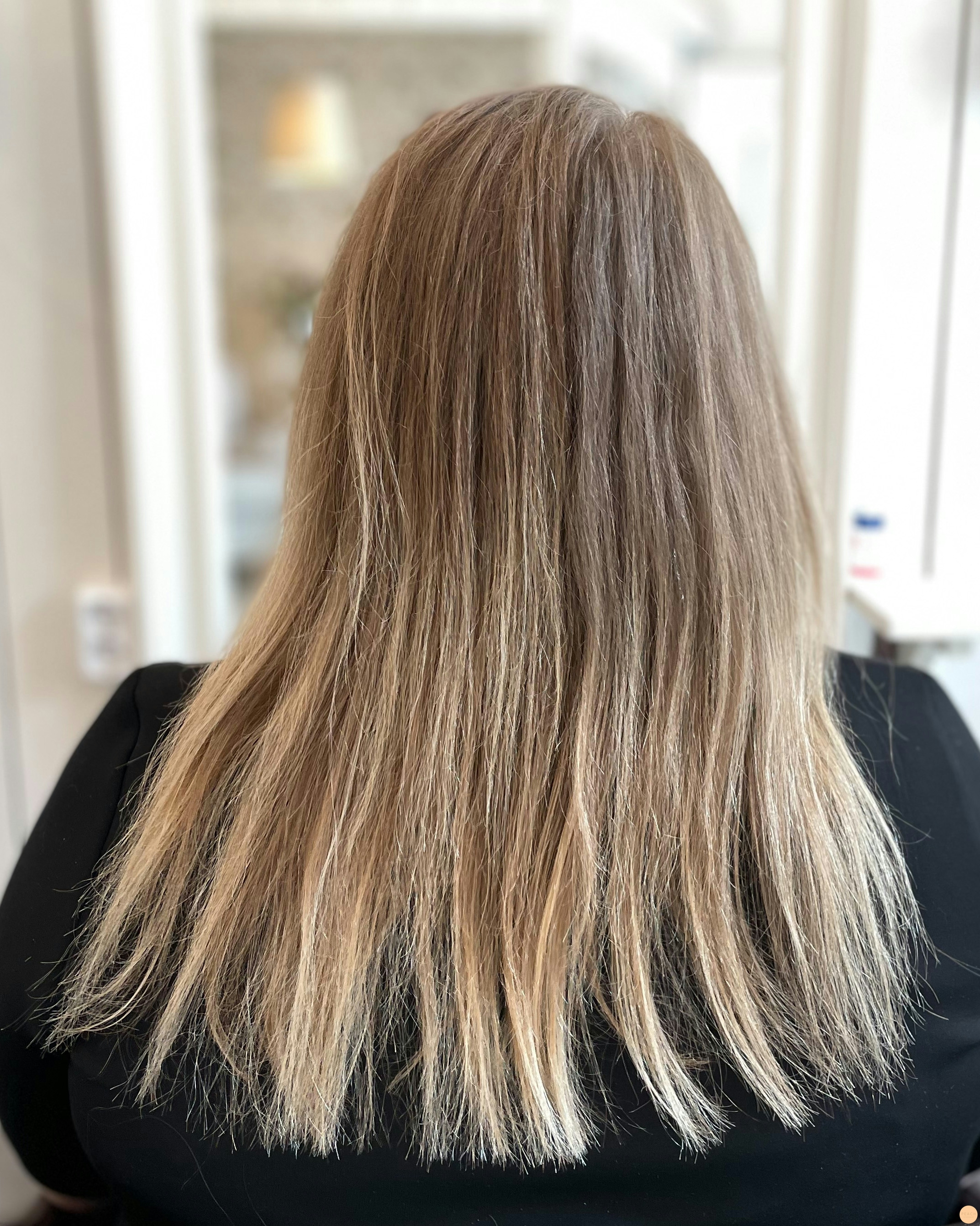 Krämig balayage blond