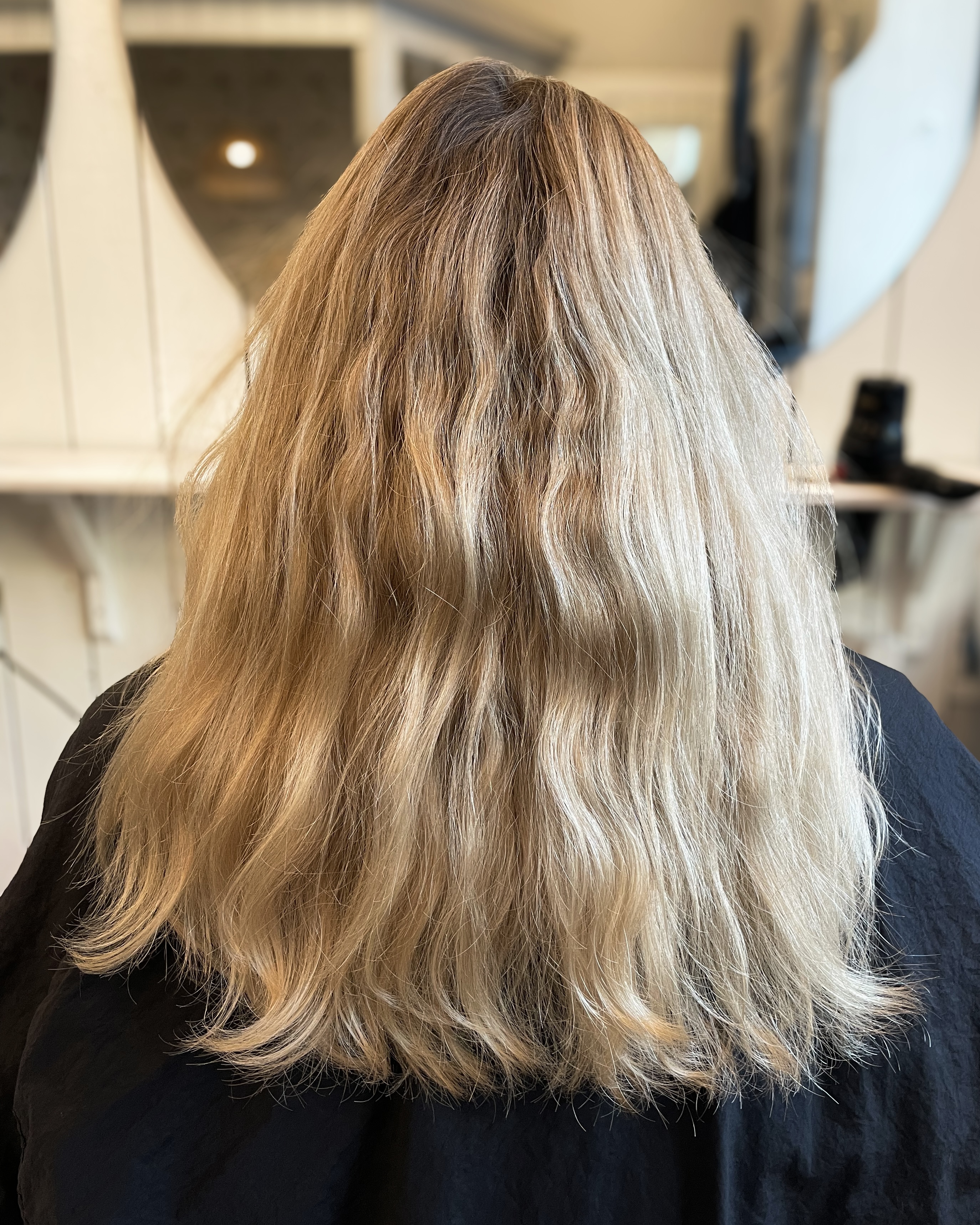 Blonde silky hair 🌟🫶🏼