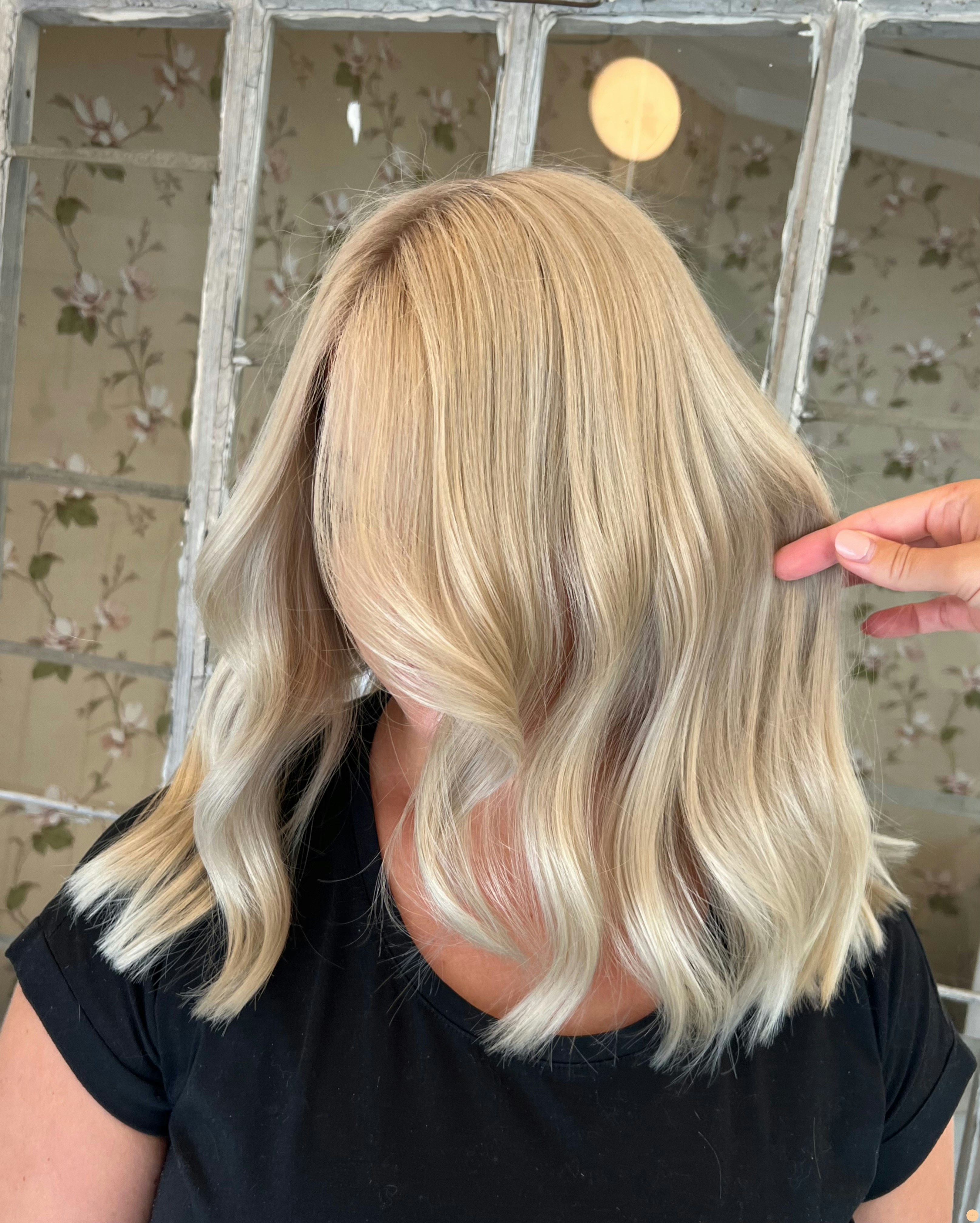 Light beige blonde hair ✨🌟