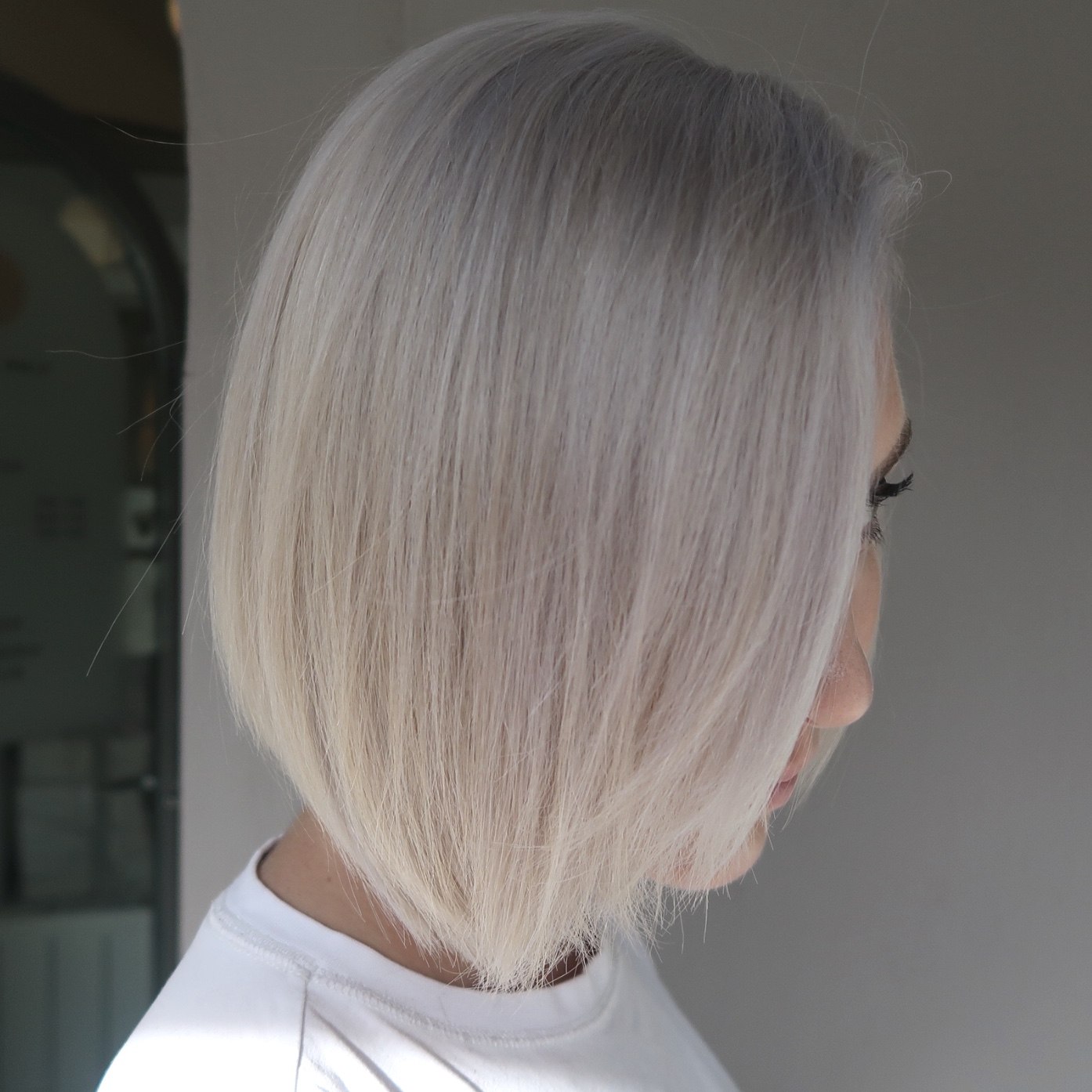 Isig blond helblondering