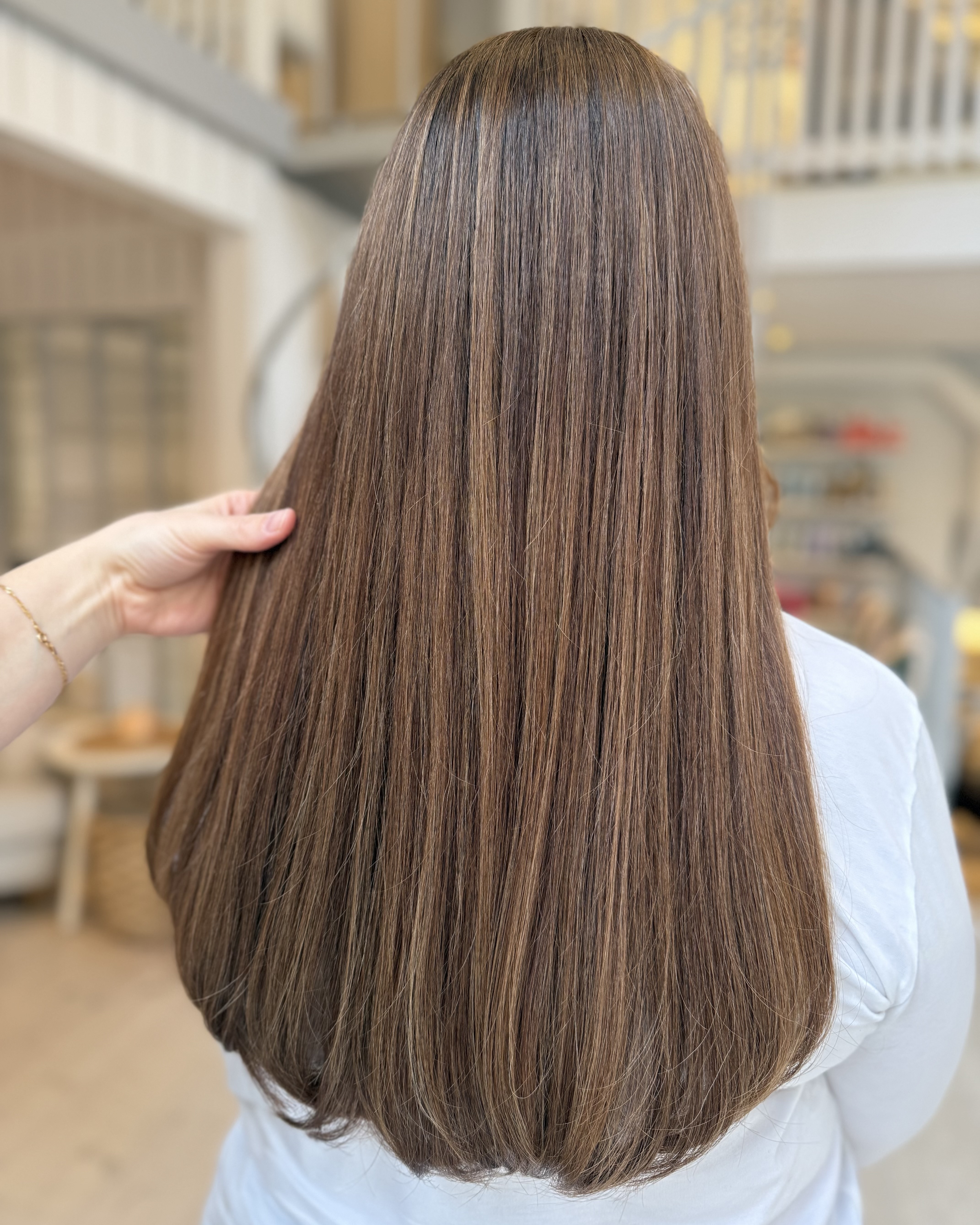 Brun hårfärg med slingor