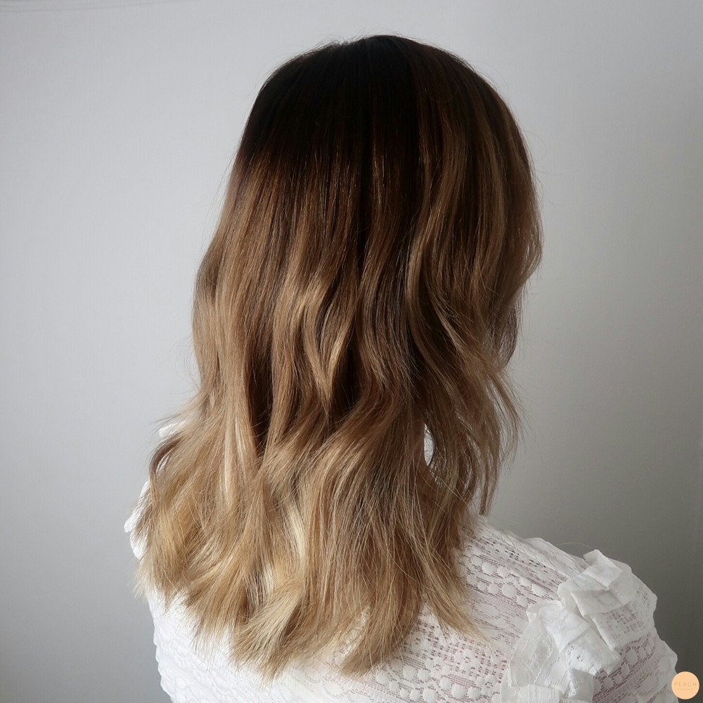 Naturliga extensions i en varm och kall hårfärg