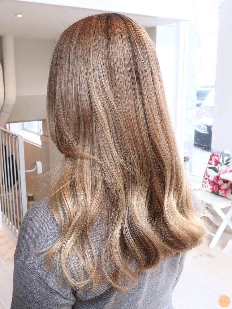 Slingor kall blond