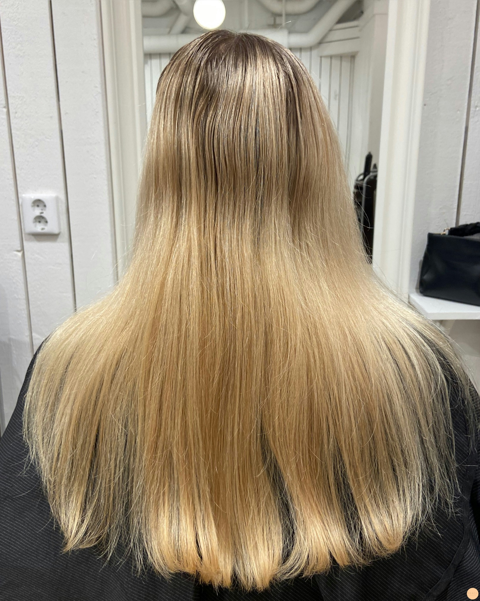 Blond hårfärg