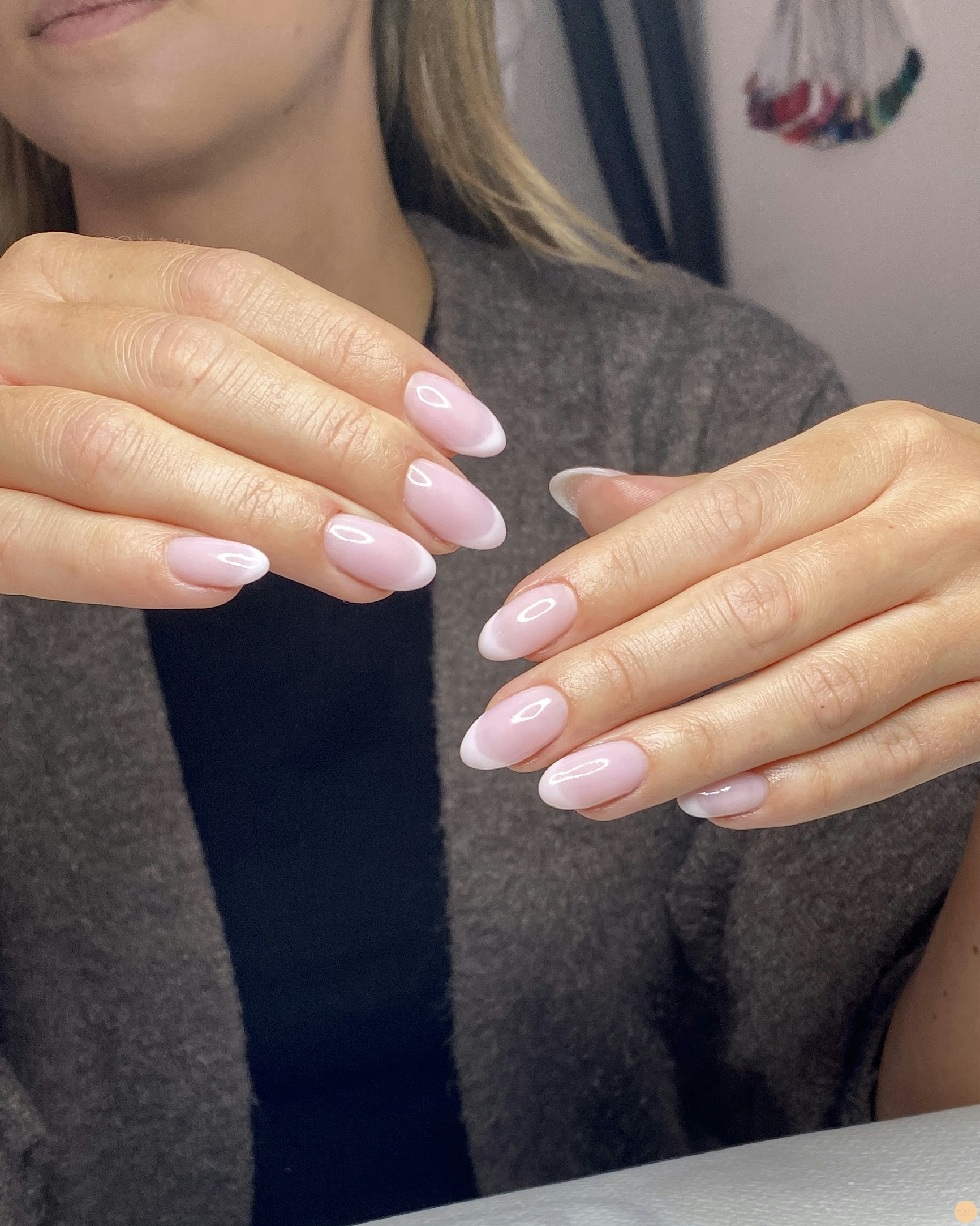 Naturlig fransk manikyr