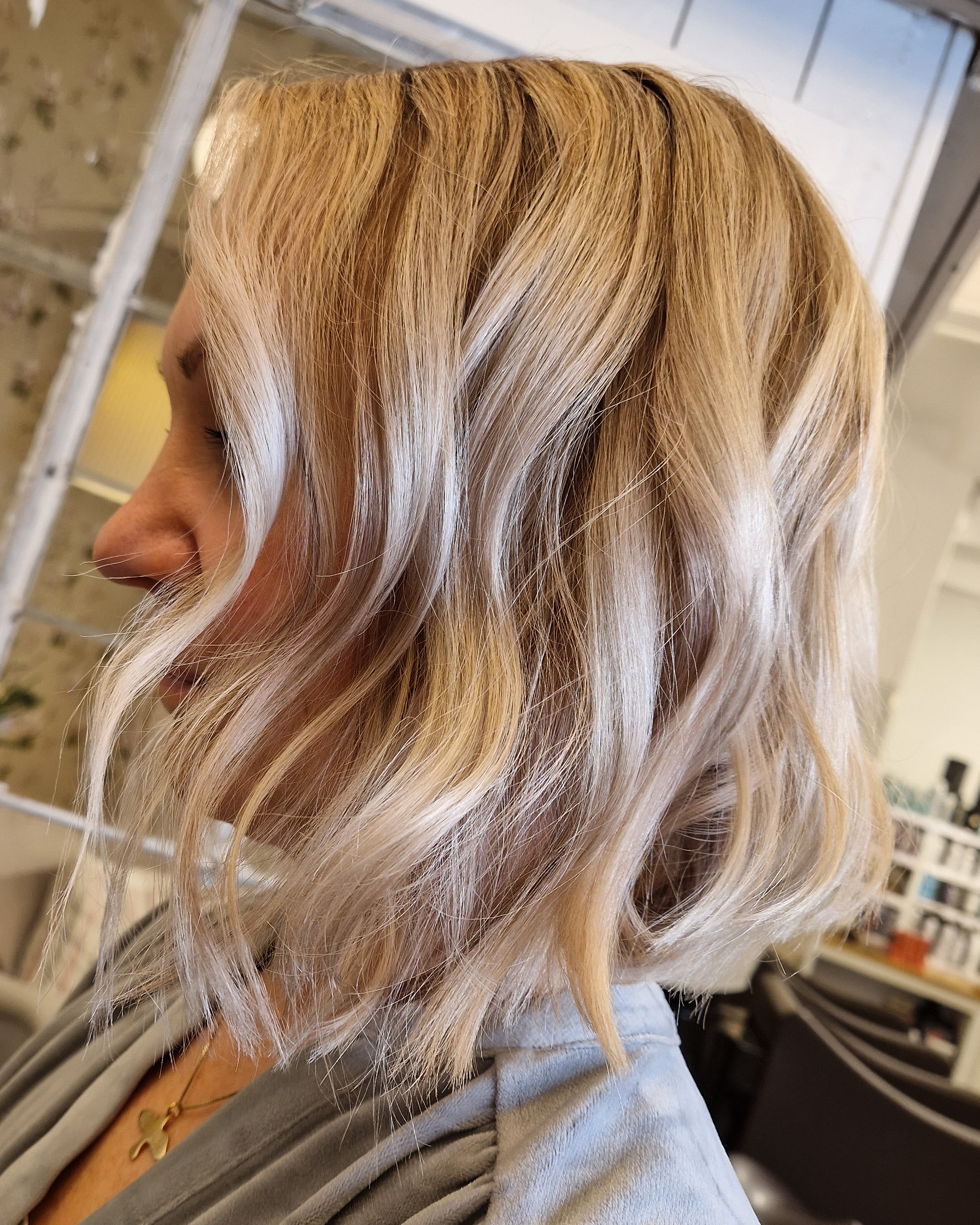 Diamond blonde hair ✨️