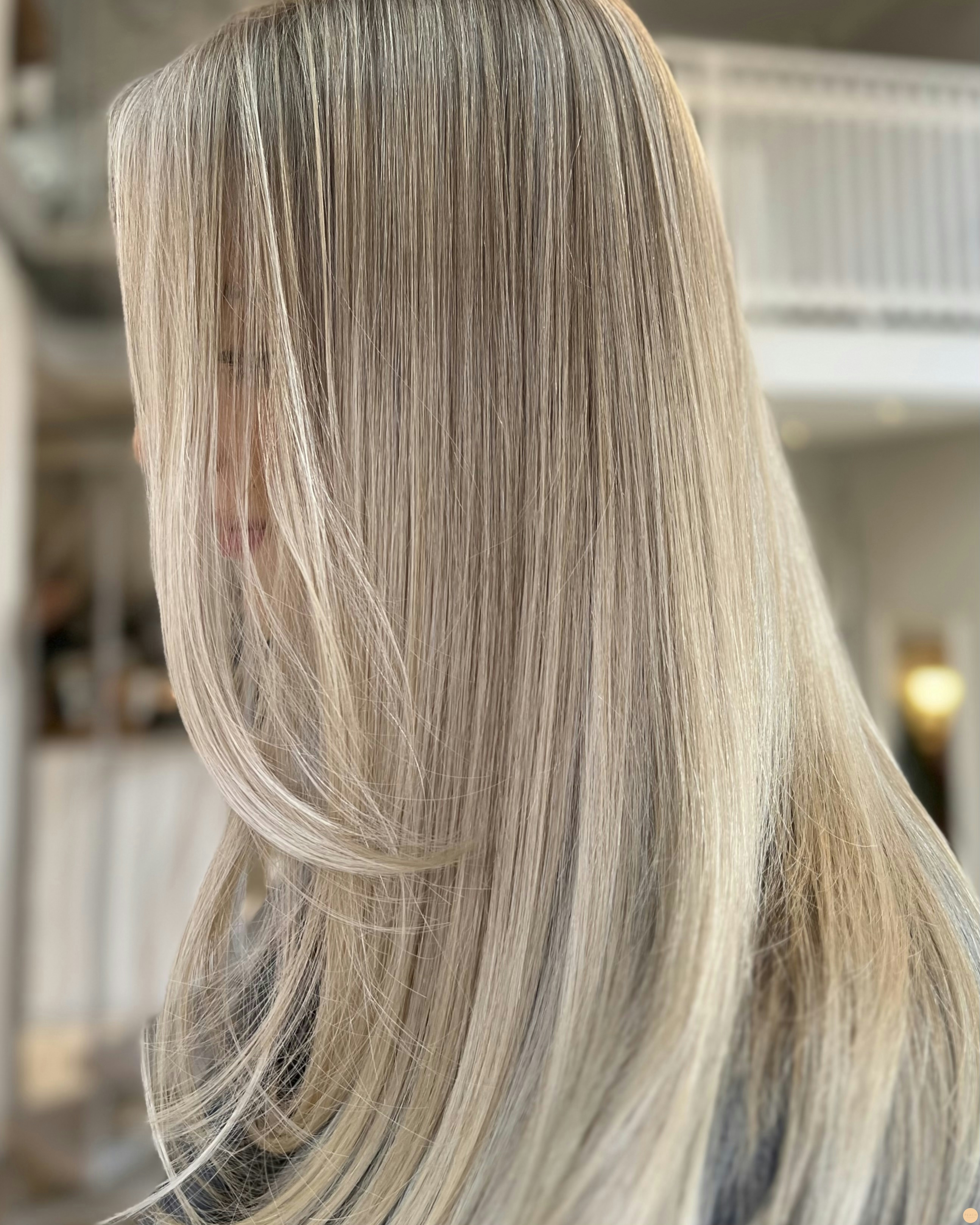 Naturlig blond babylights balayage