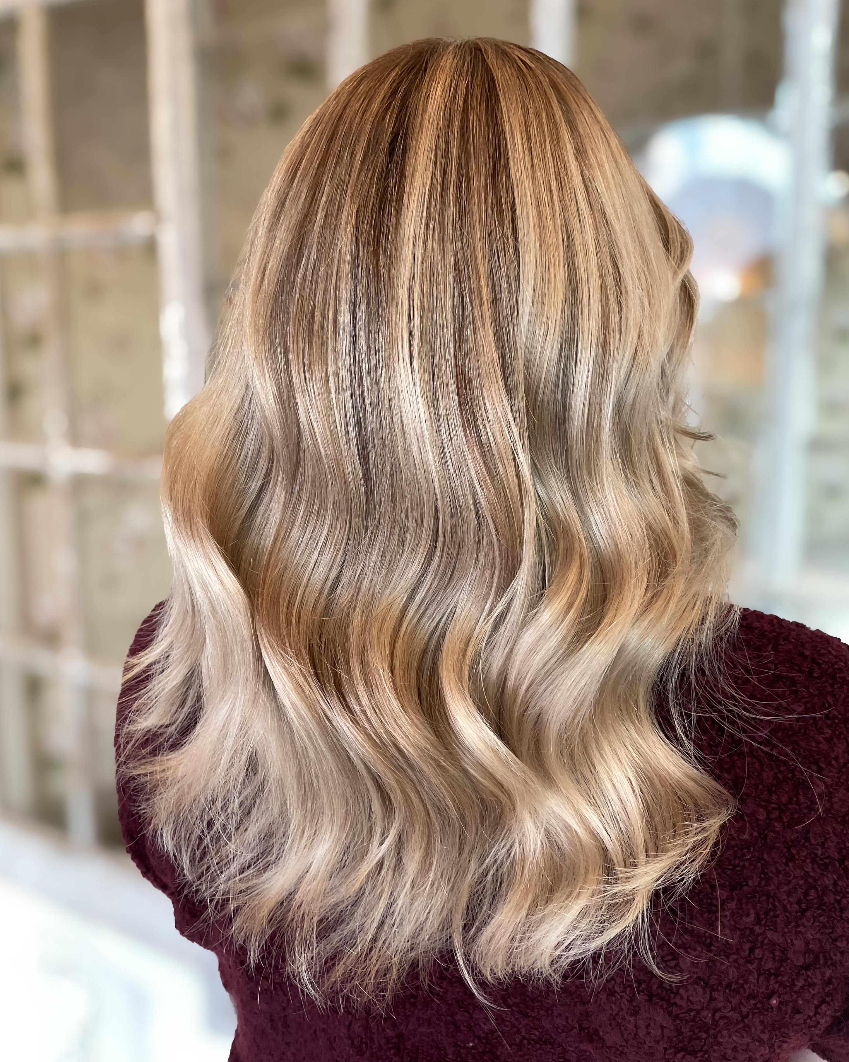 Blonde silky hair 🌟🫶🏼