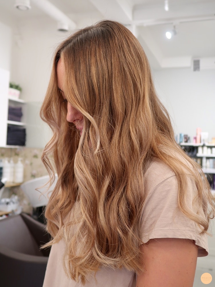 Balayage i mörkt hår