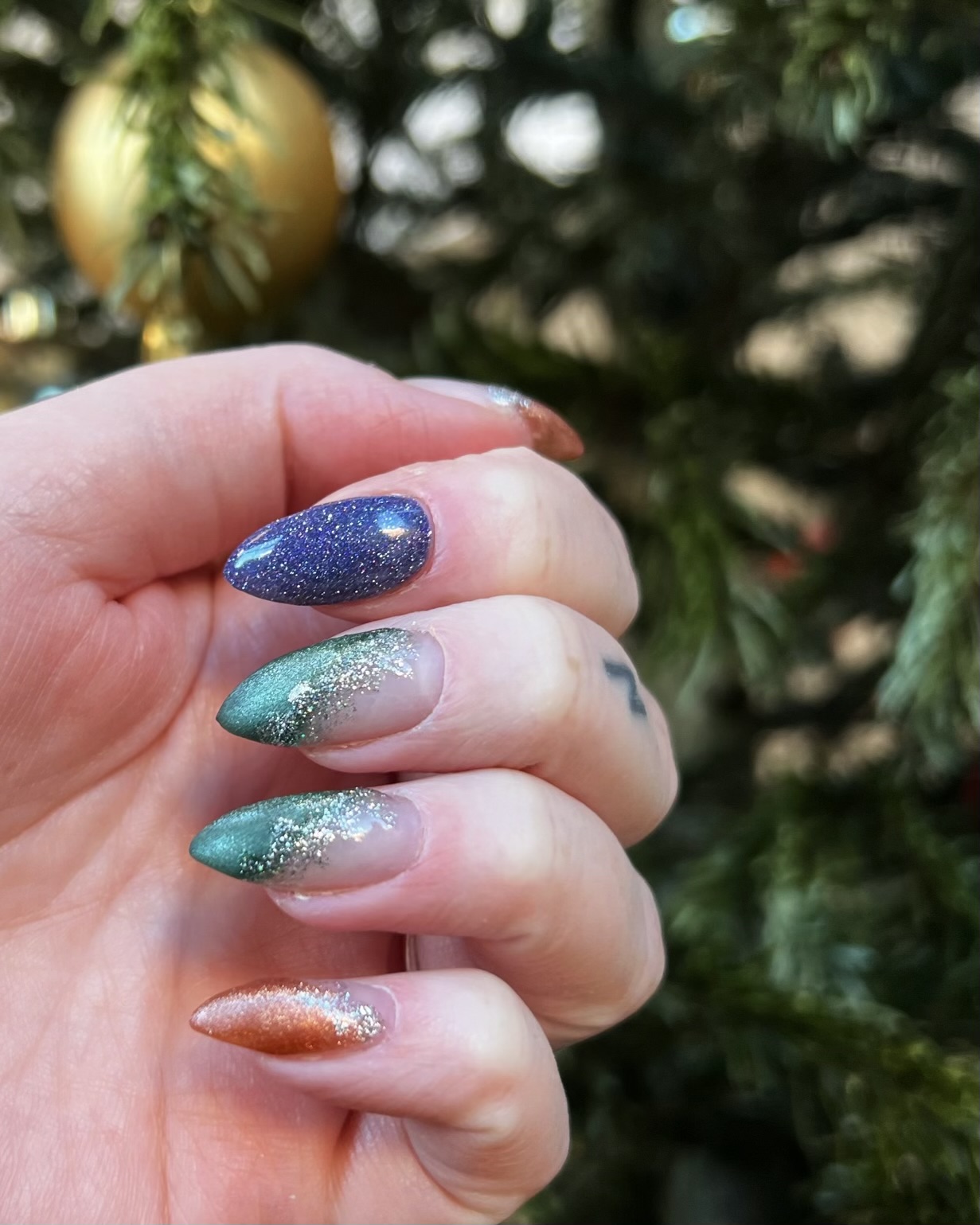 Happy new year nails 🎉