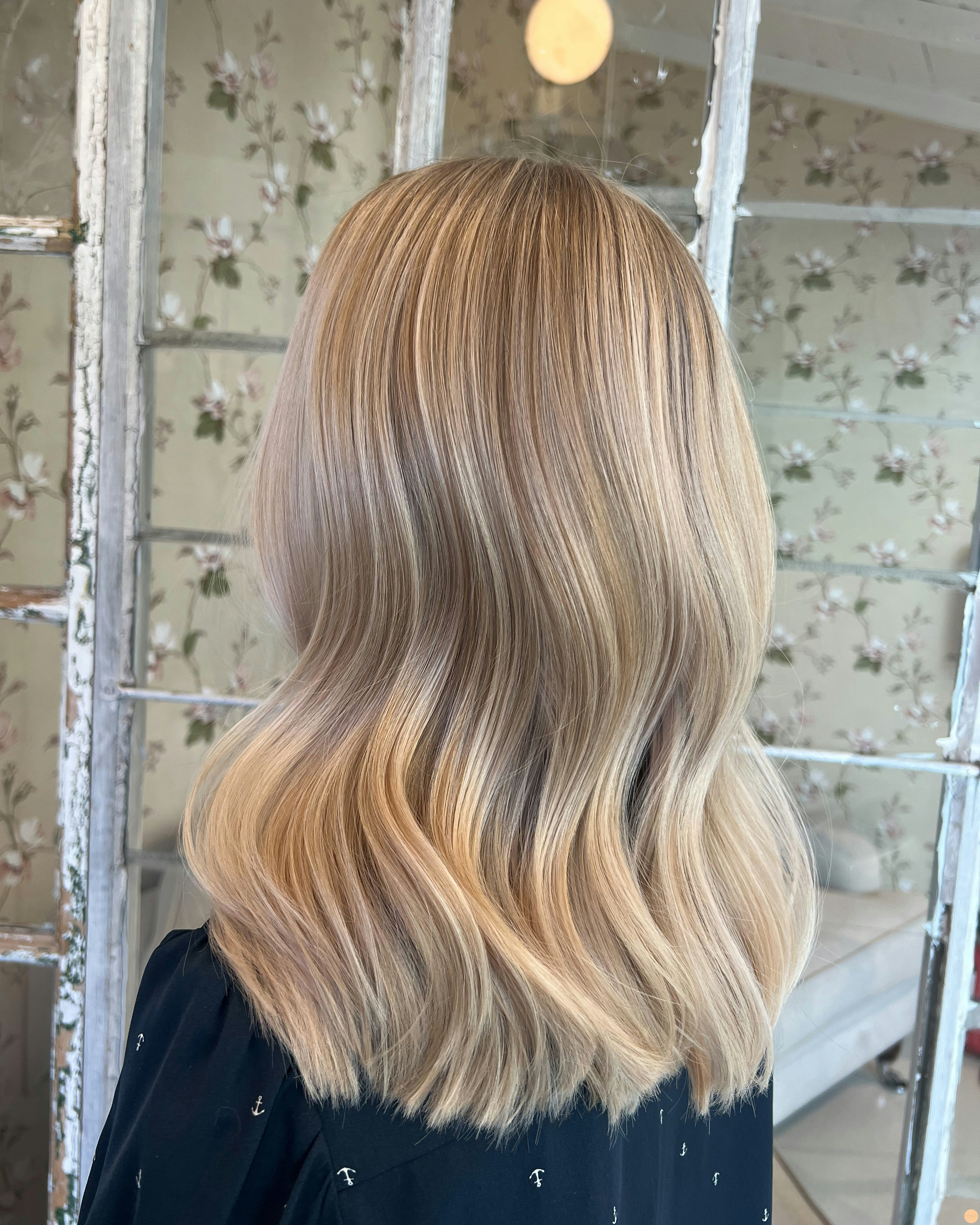 Champagne blonde 🥂