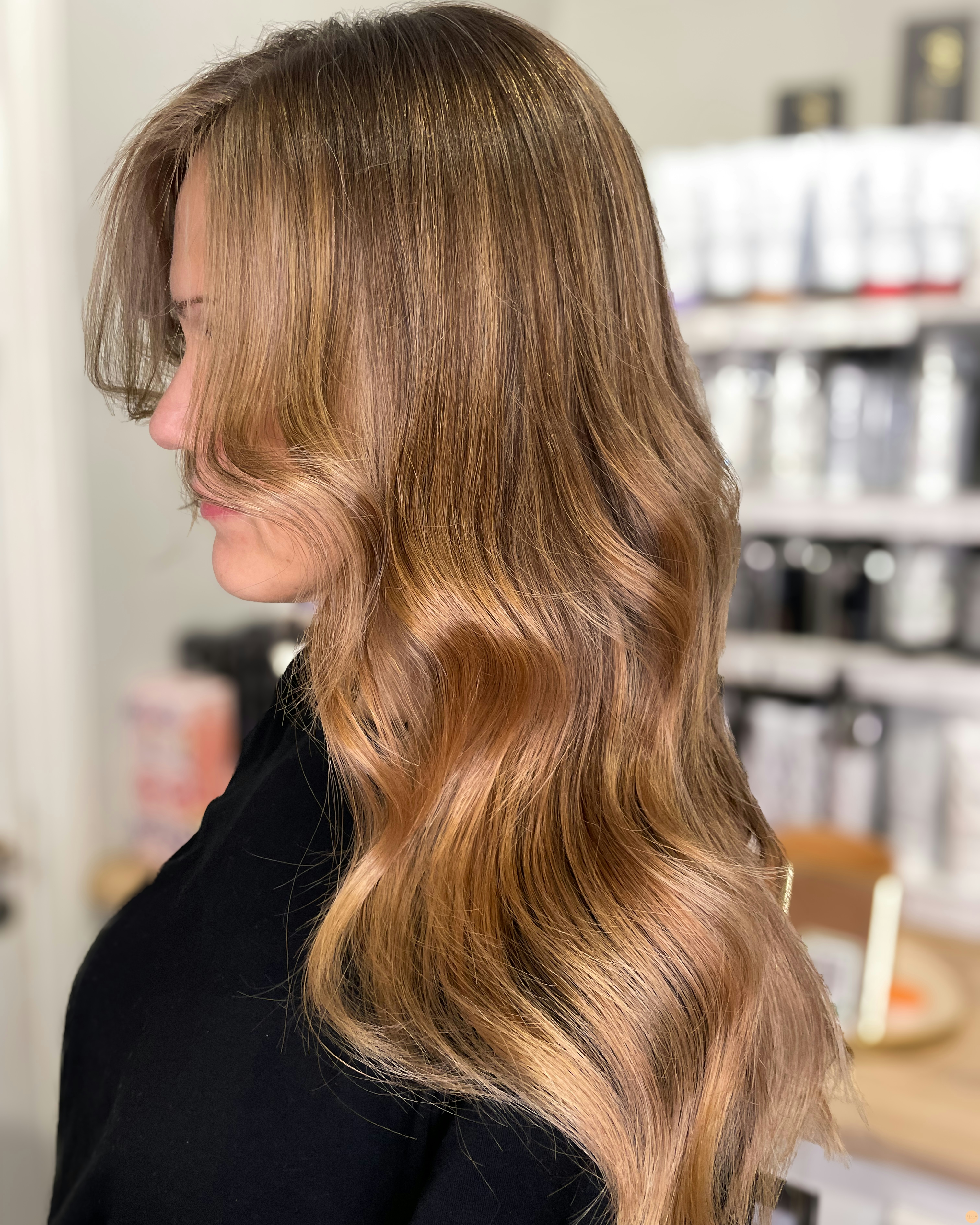 Karamellblond hårfärg