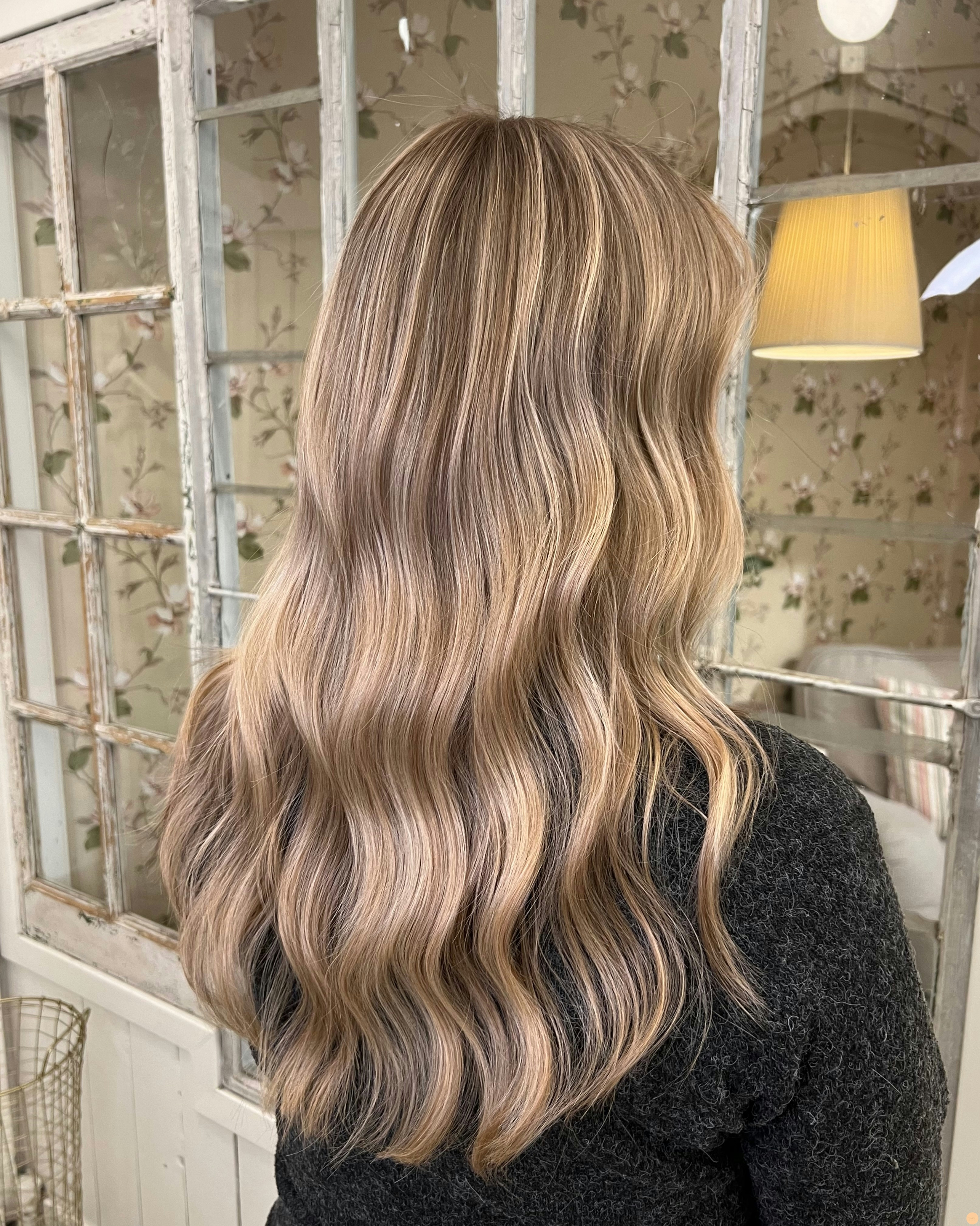 Soft Creamy balayage💫
