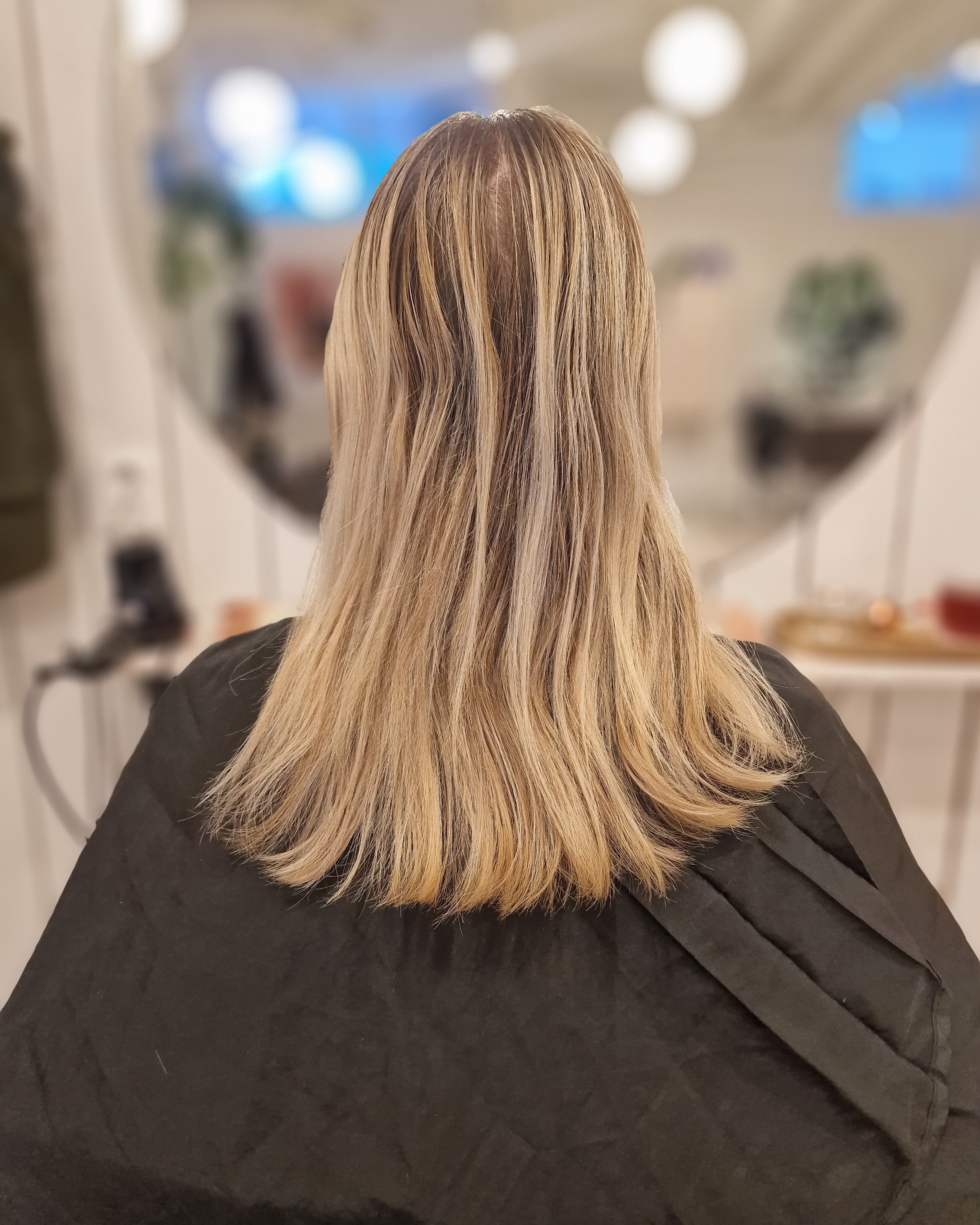 Icy Blonde Hair❄️