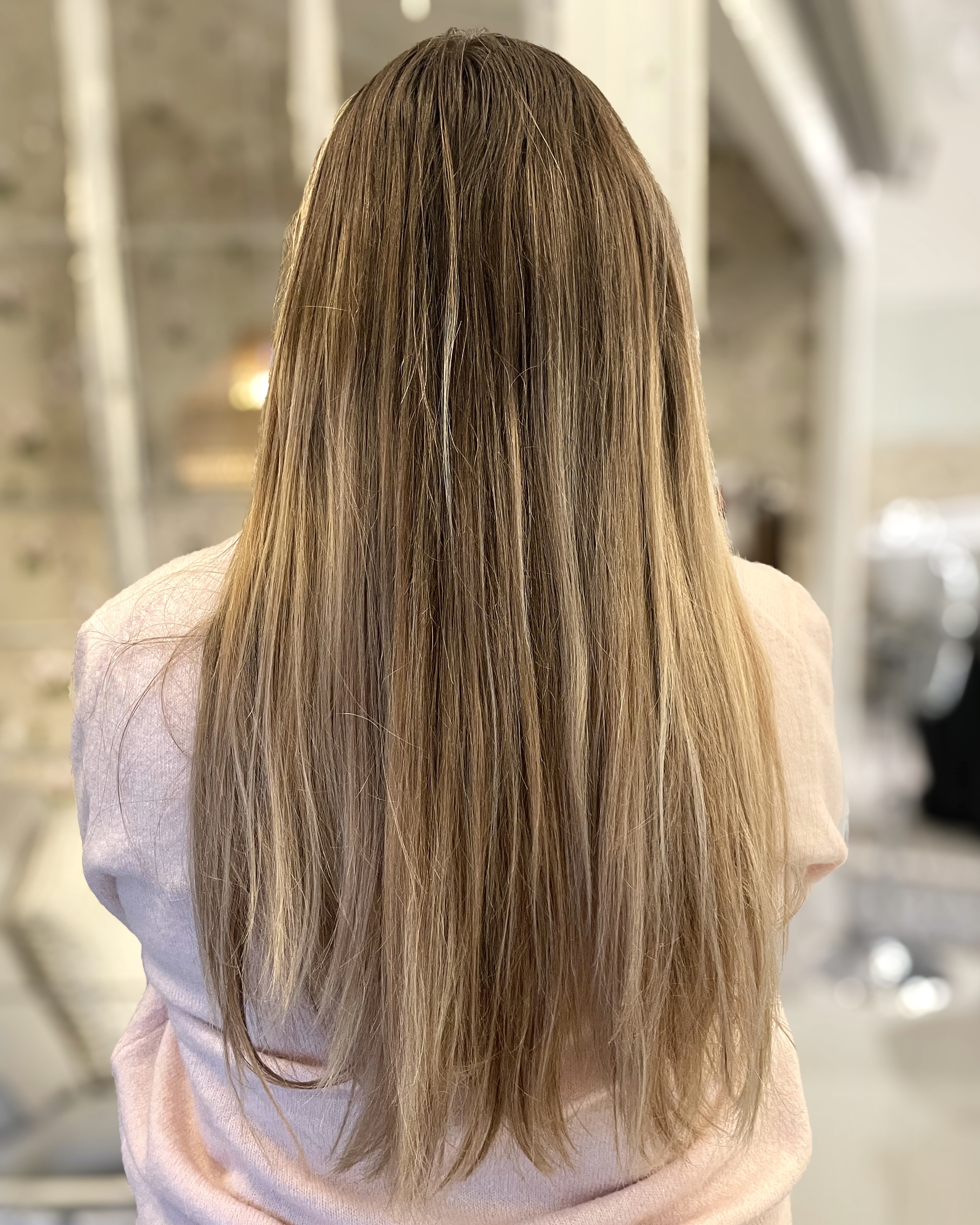 ✨🫶🏼 Crisp blonde hair with lowlights